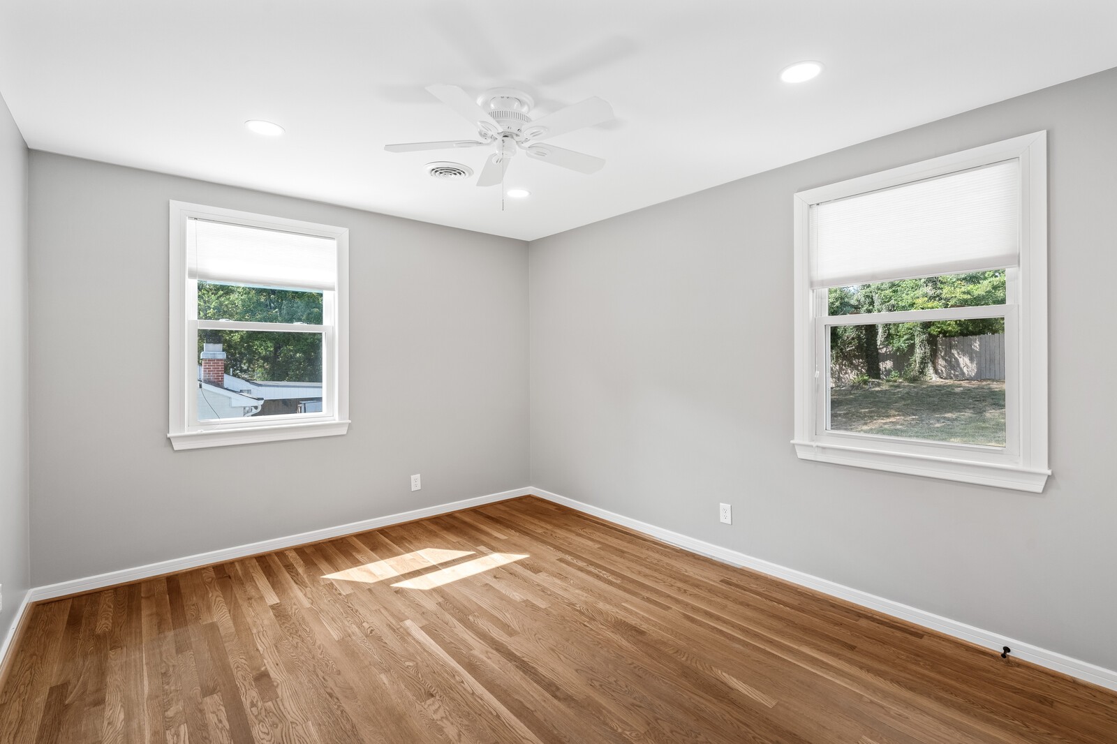 322 Lynn Dr
