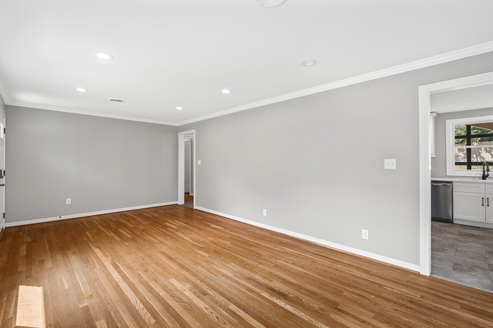 322 Lynn Dr