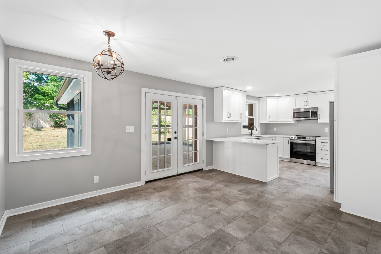 322 Lynn Dr