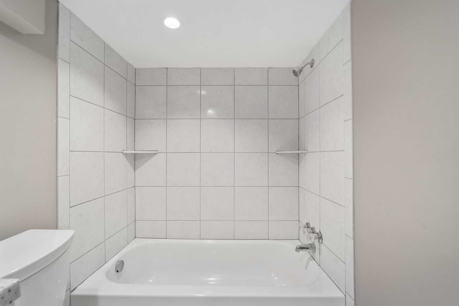 322 Lynn Dr