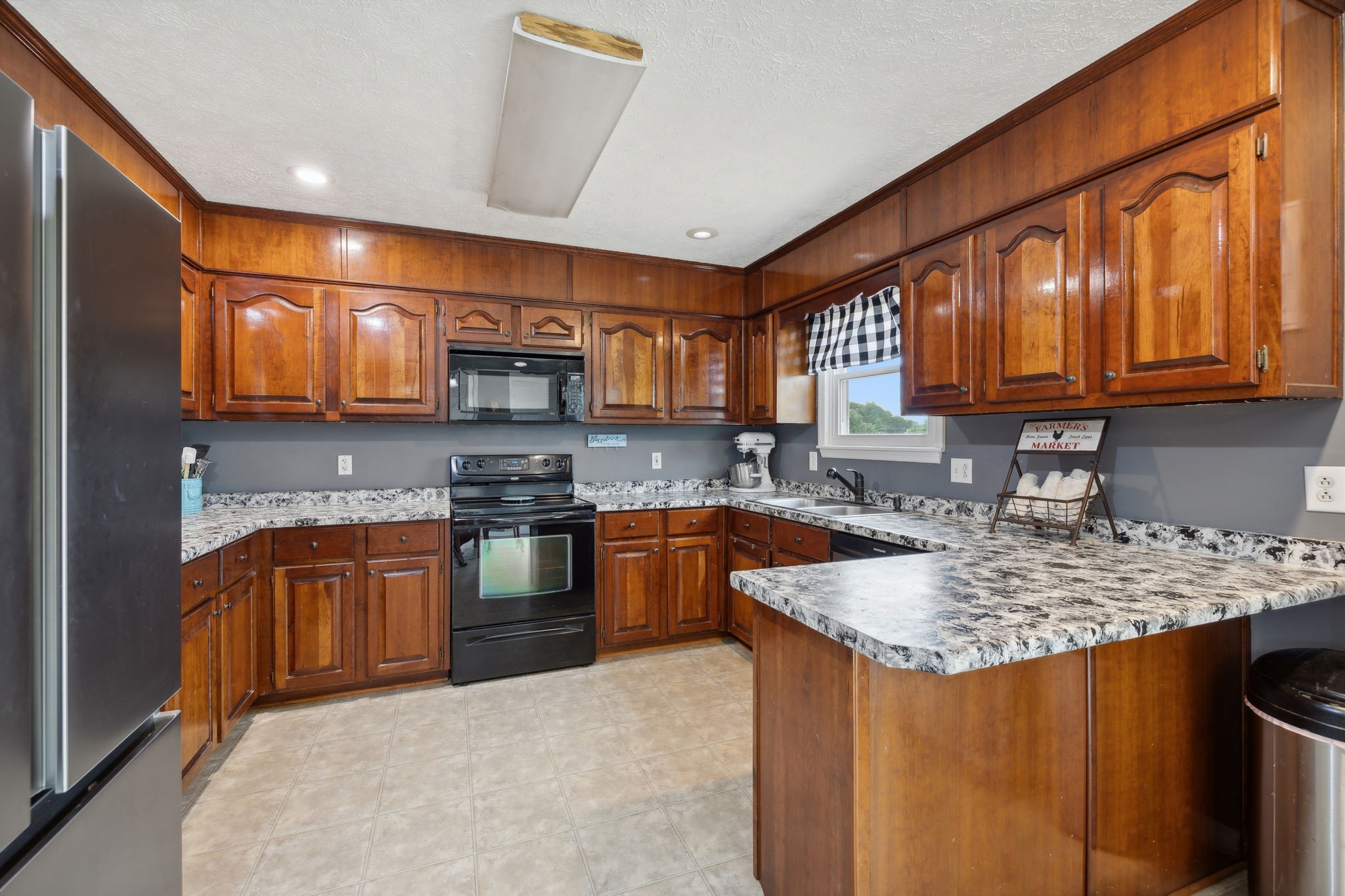 2532 Old Farmington Rd