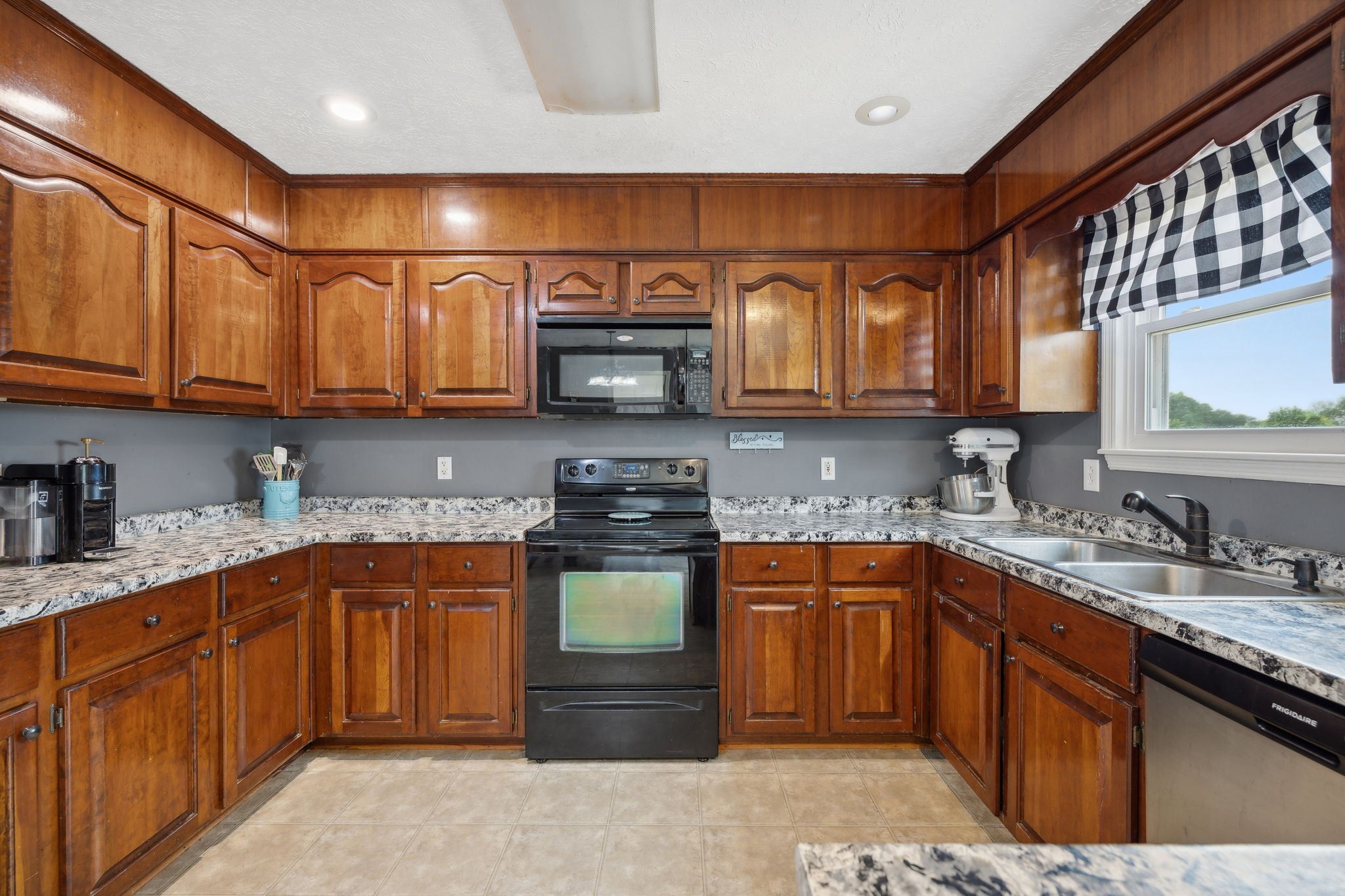 2532 Old Farmington Rd