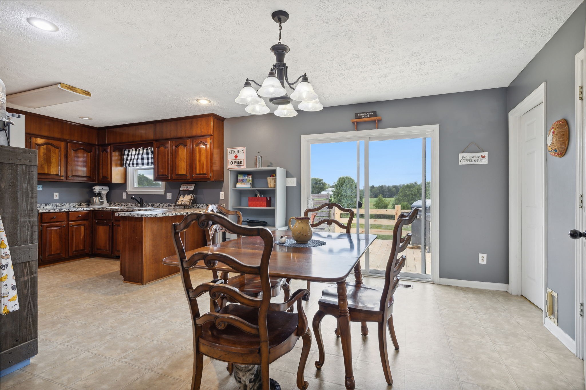 2532 Old Farmington Rd