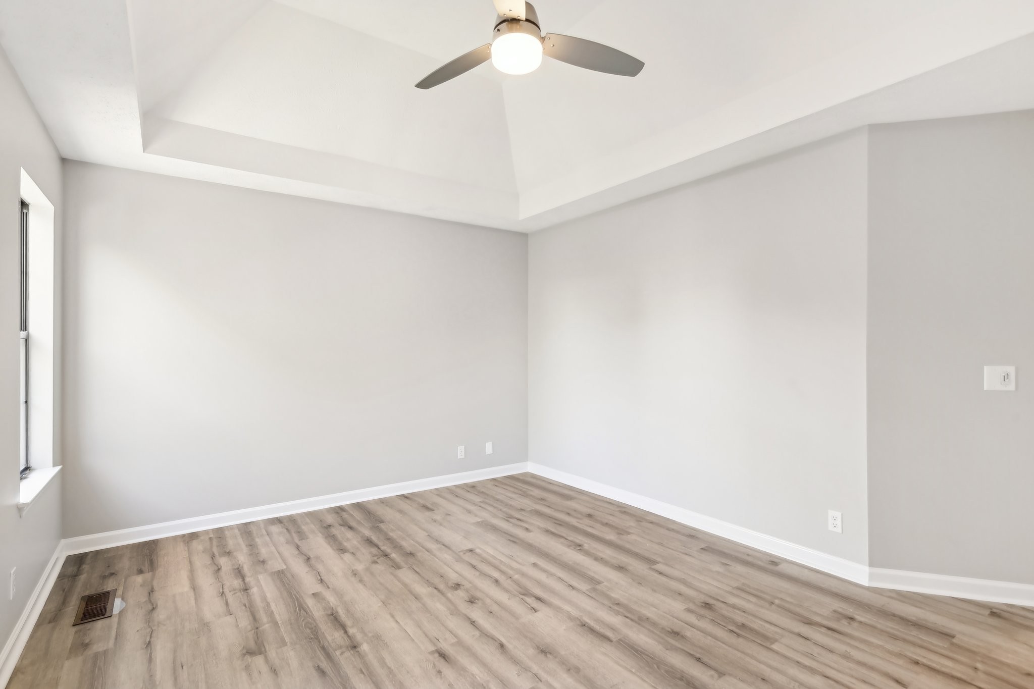 1205 Crestfield Dr