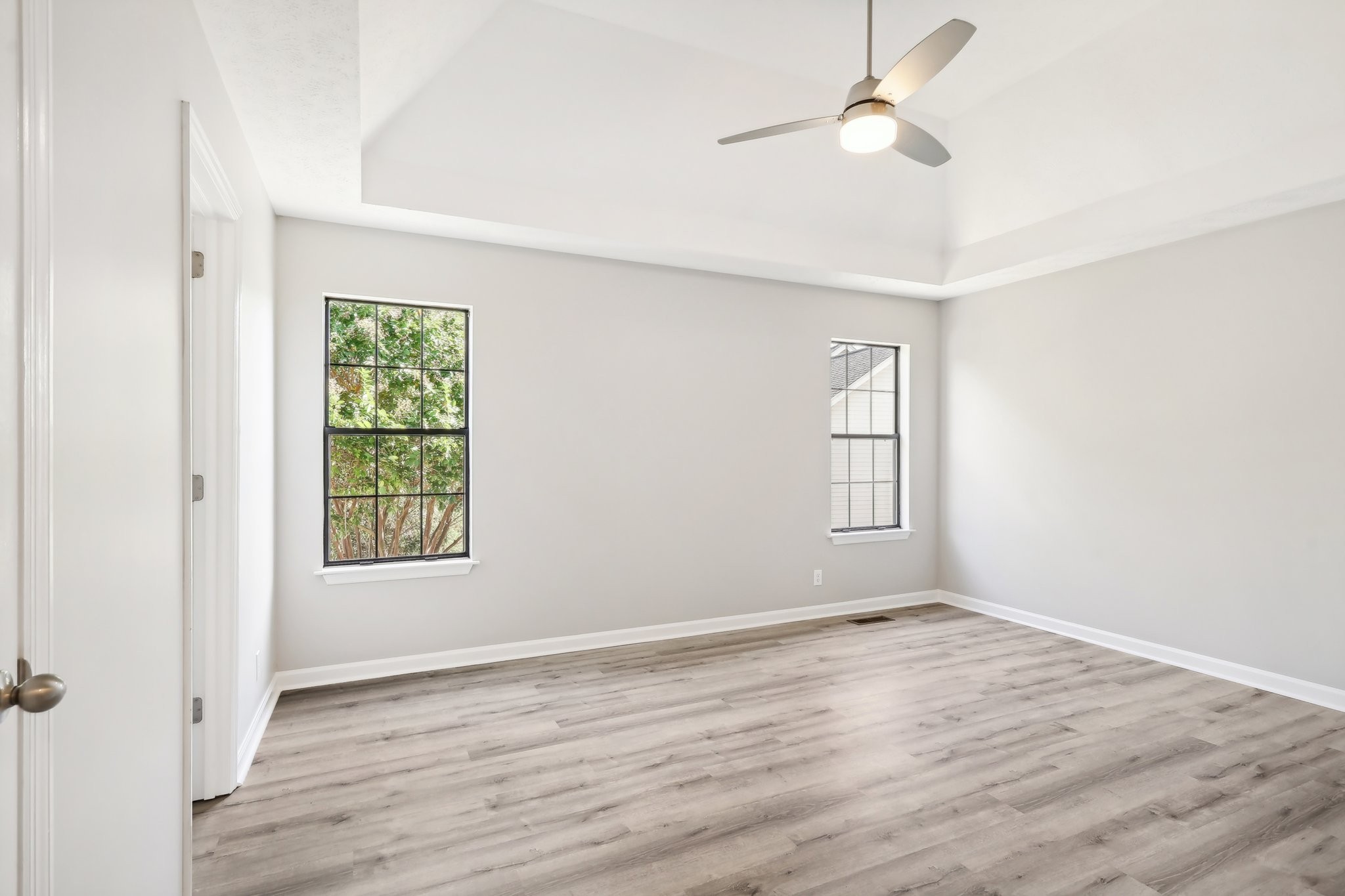 1205 Crestfield Dr