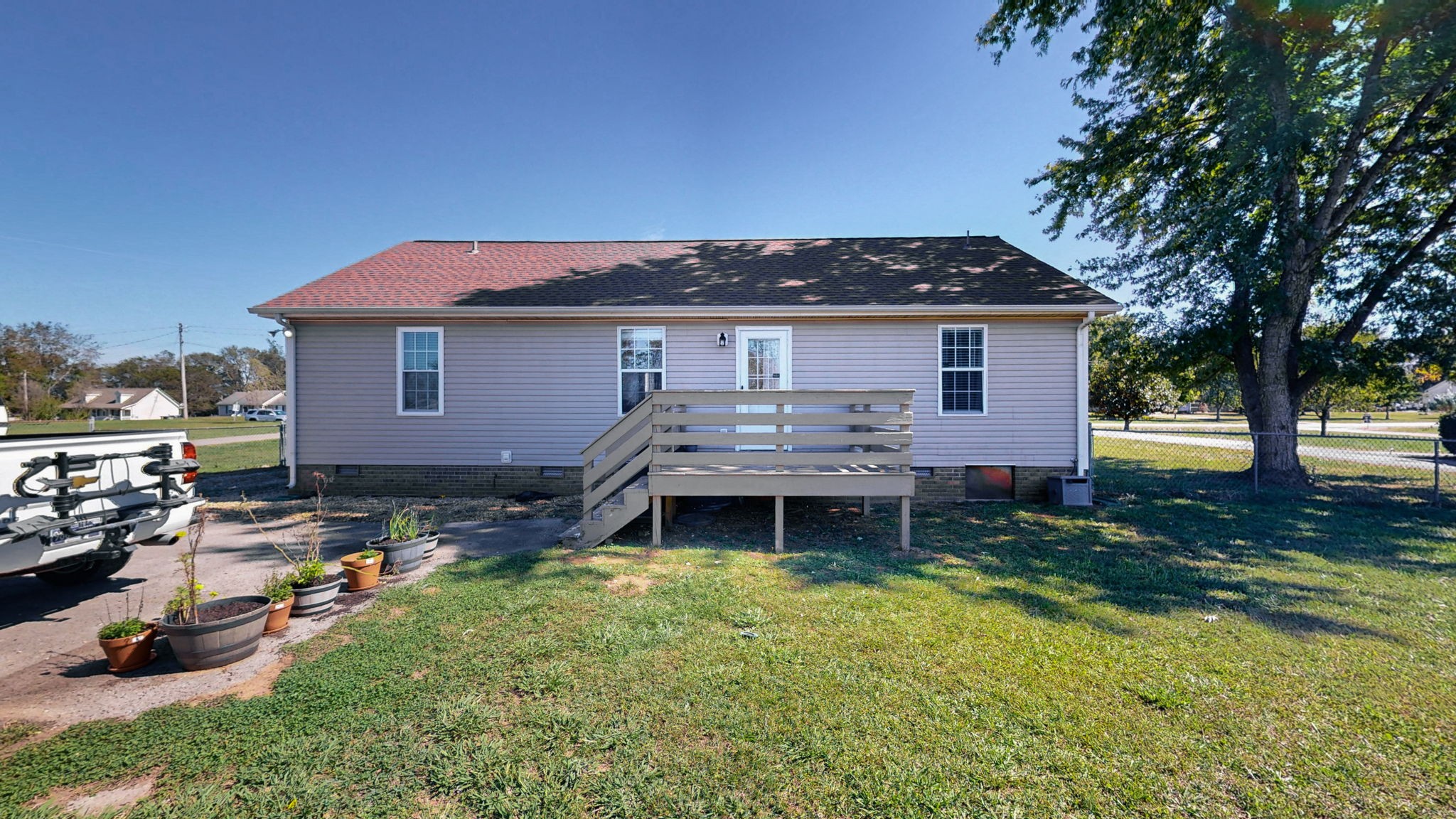 3929 Hearthstone Dr