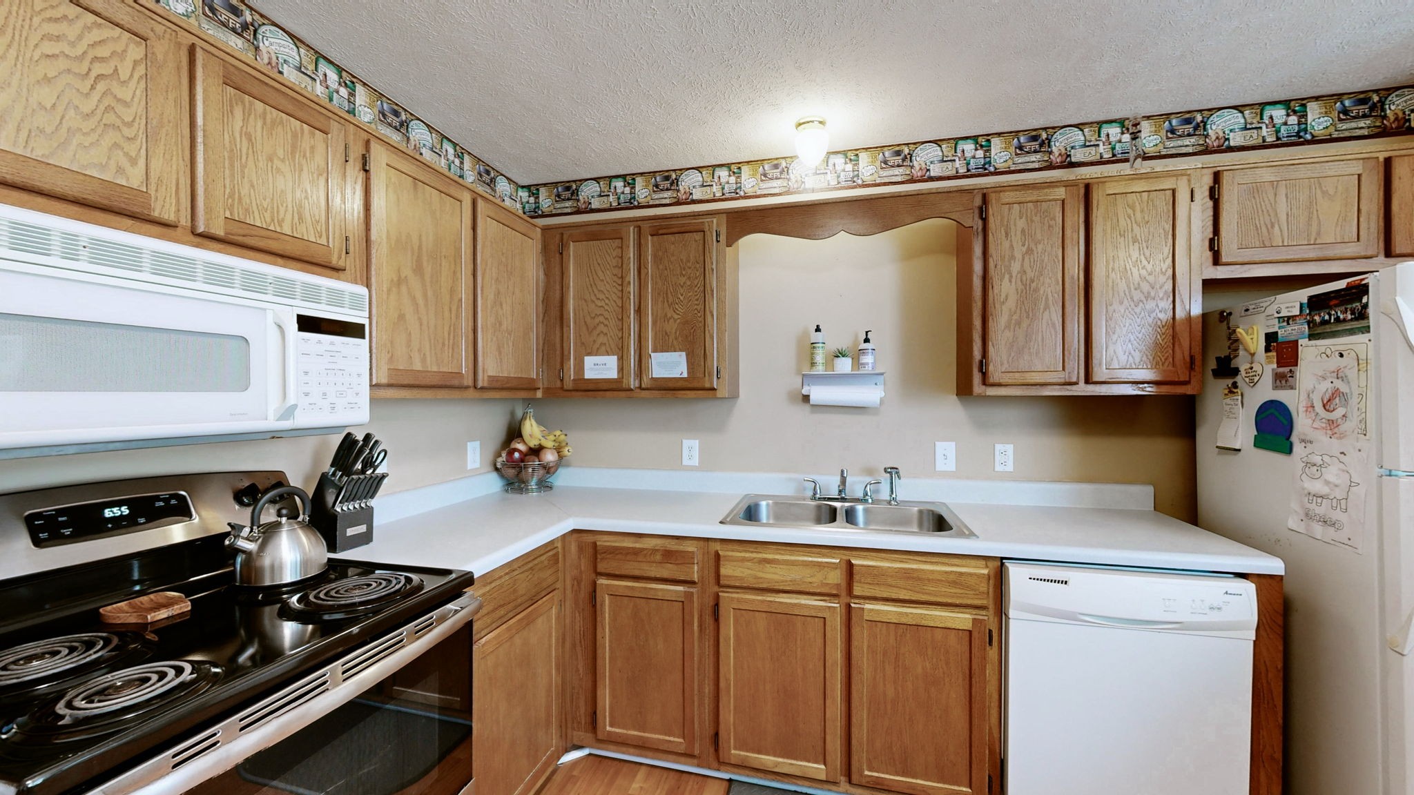 3929 Hearthstone Dr