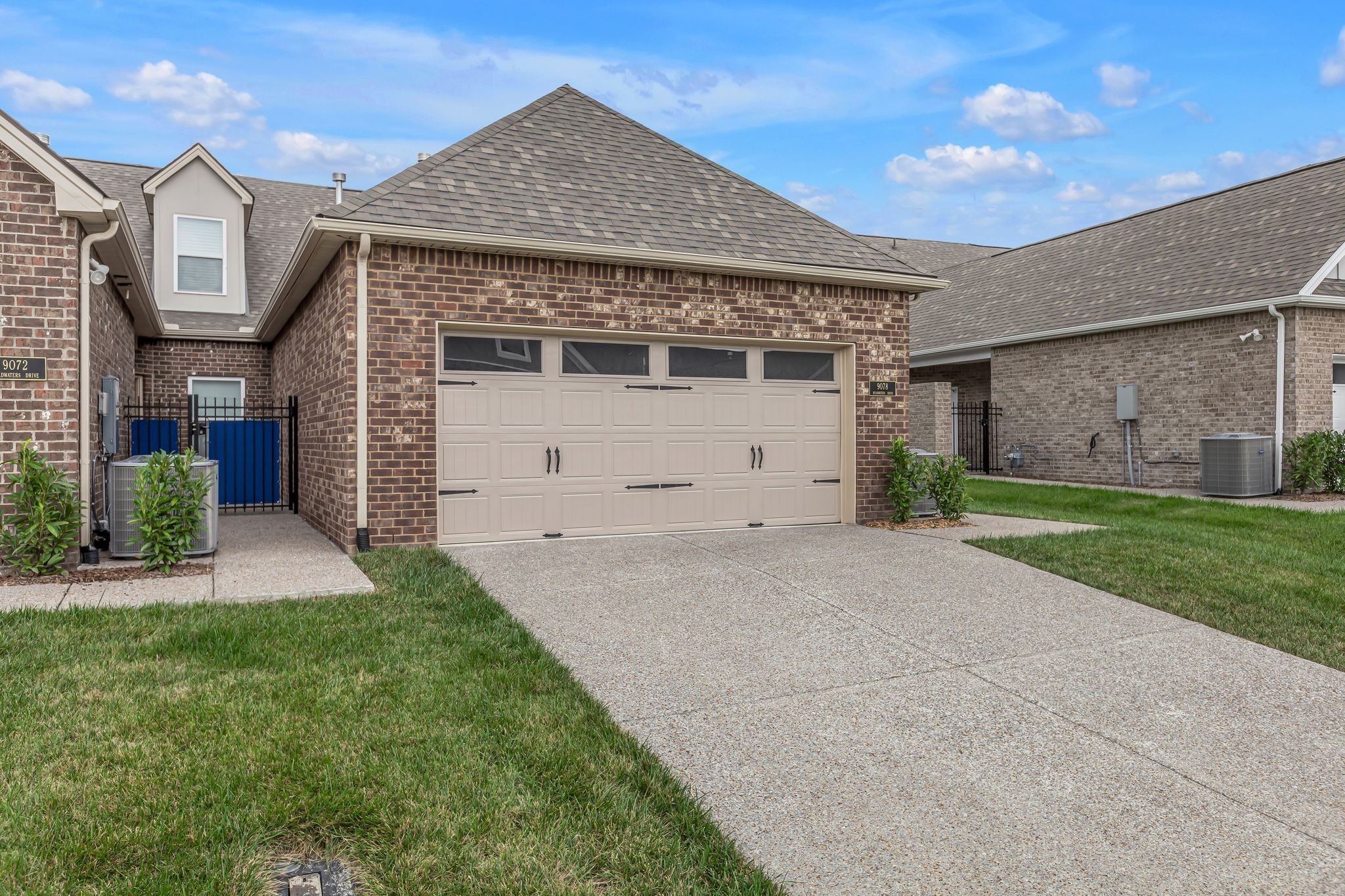 9078 Headwaters Dr