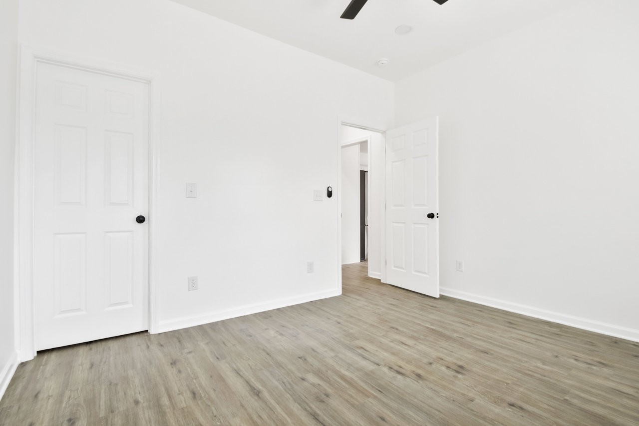 320 W 14th St