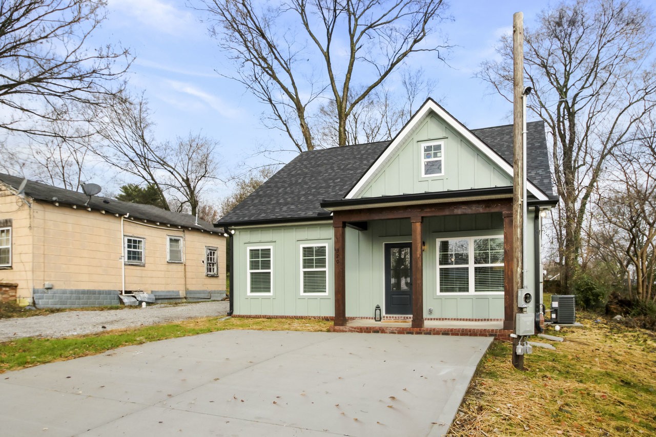 320 W 14th St