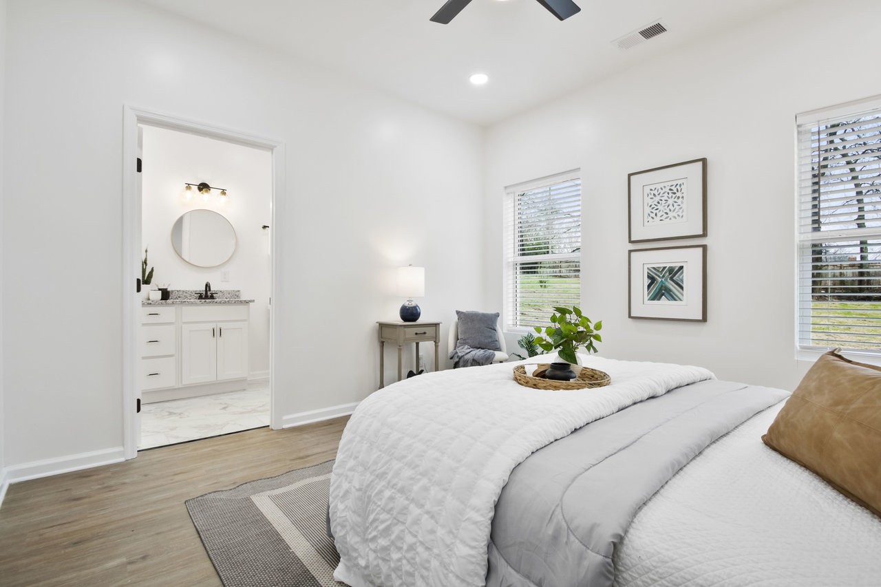 320 W 14th St