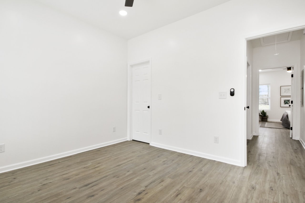 320 W 14th St