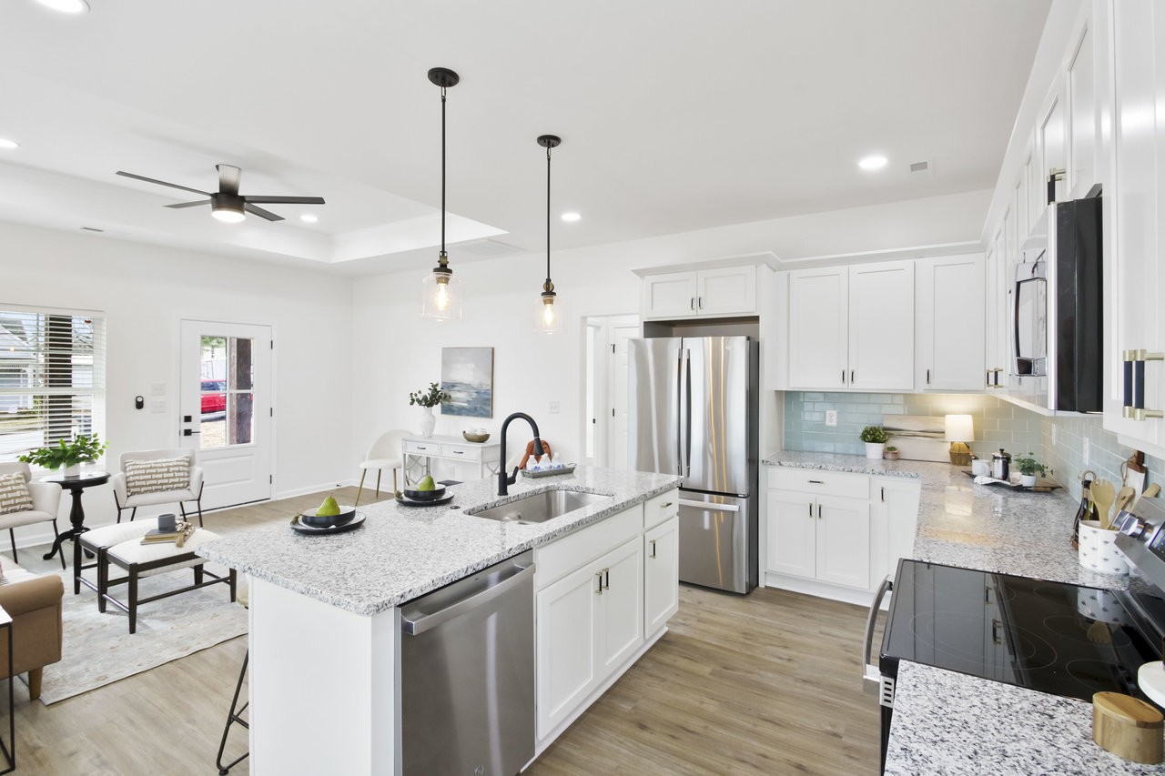 320 W 14th St