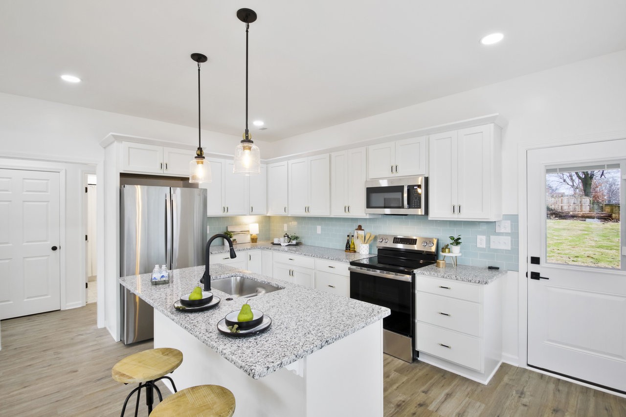 320 W 14th St