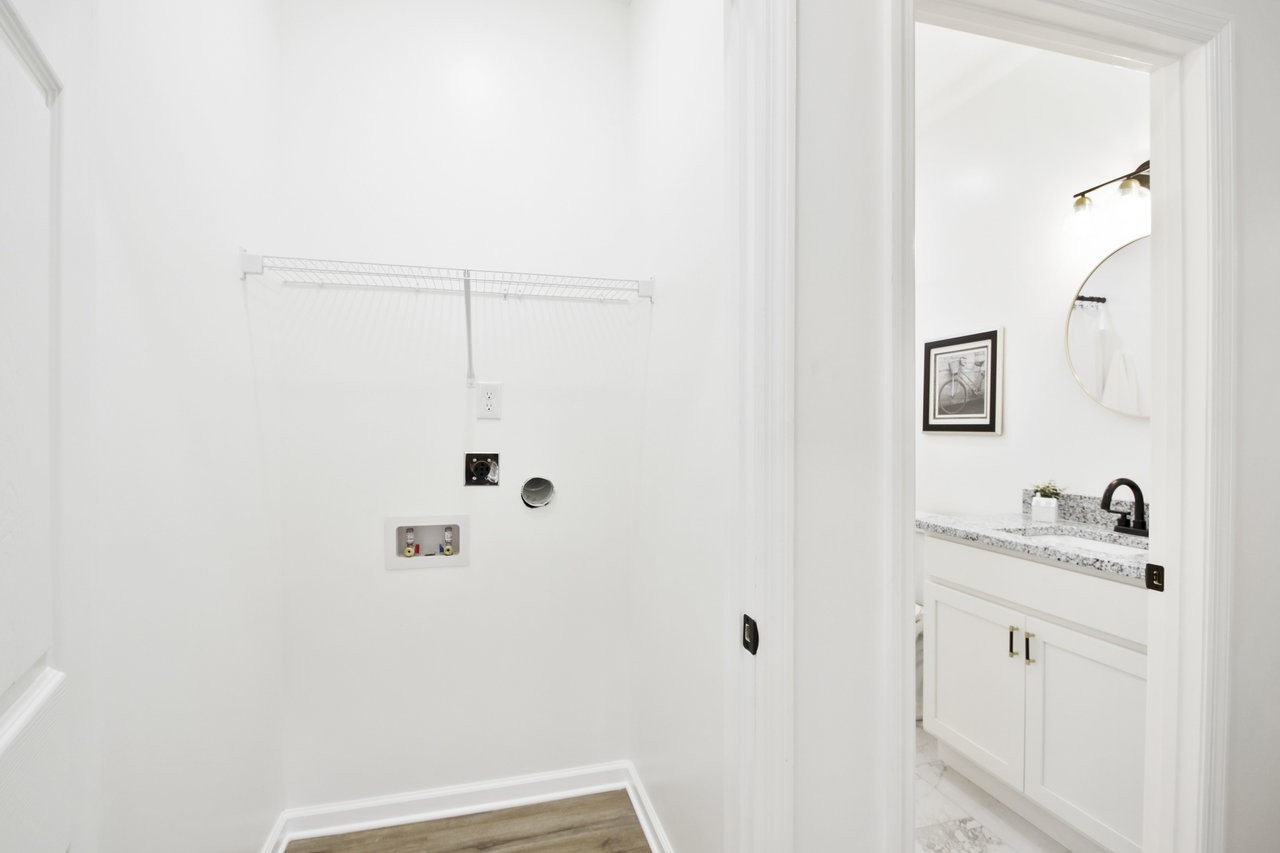 320 W 14th St