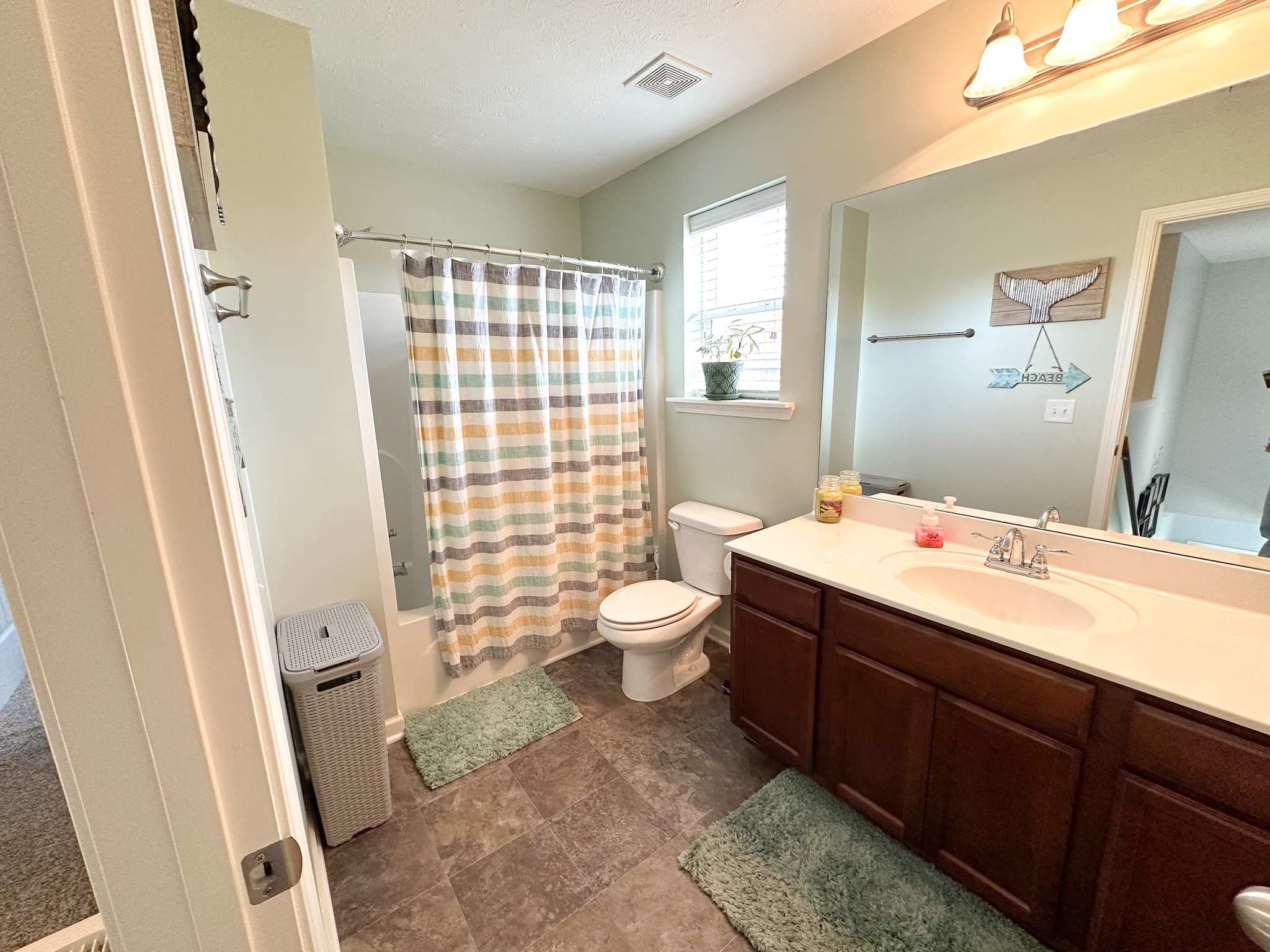 608 Creekbend Ln