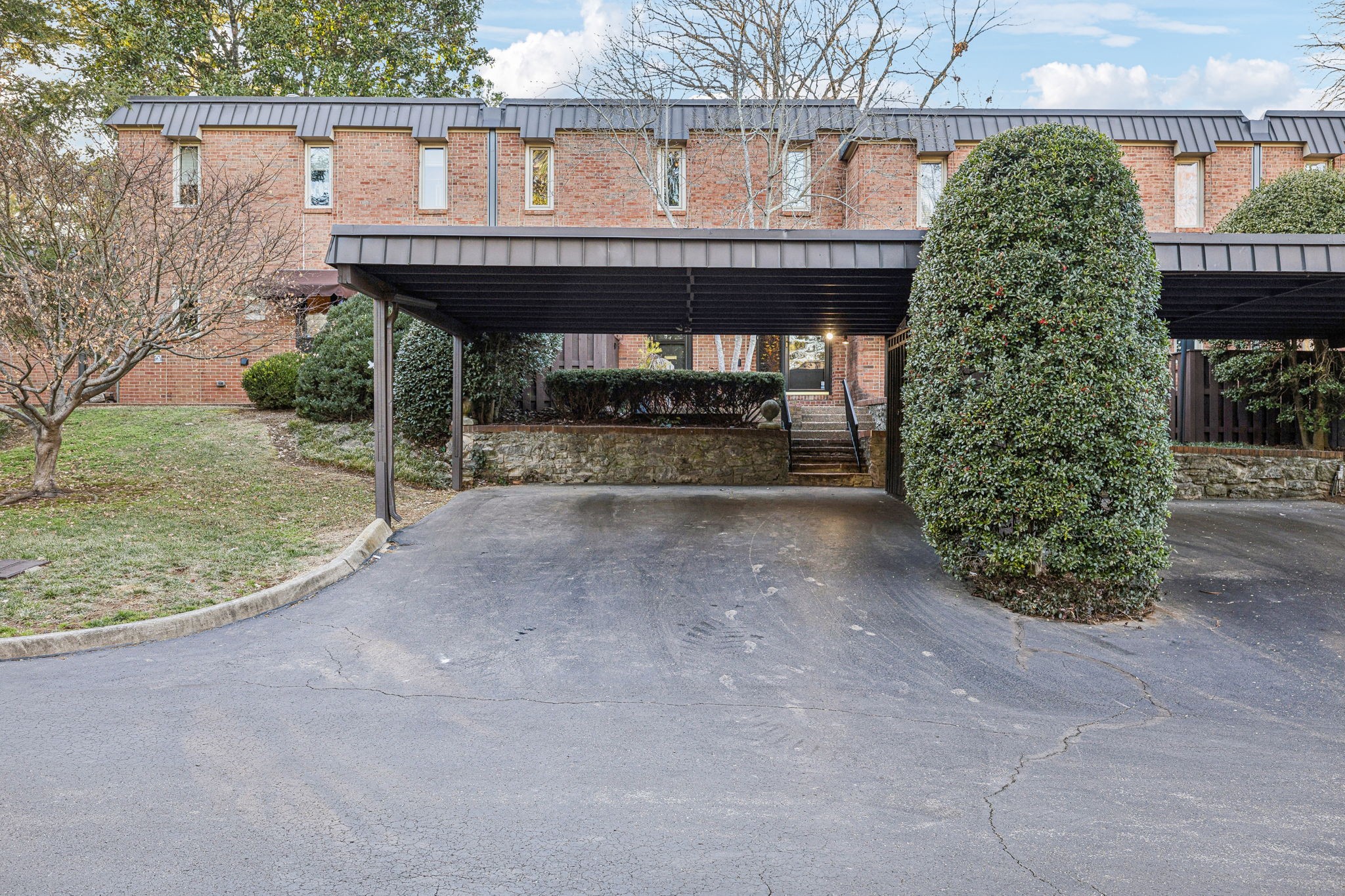 626 Timber Ln