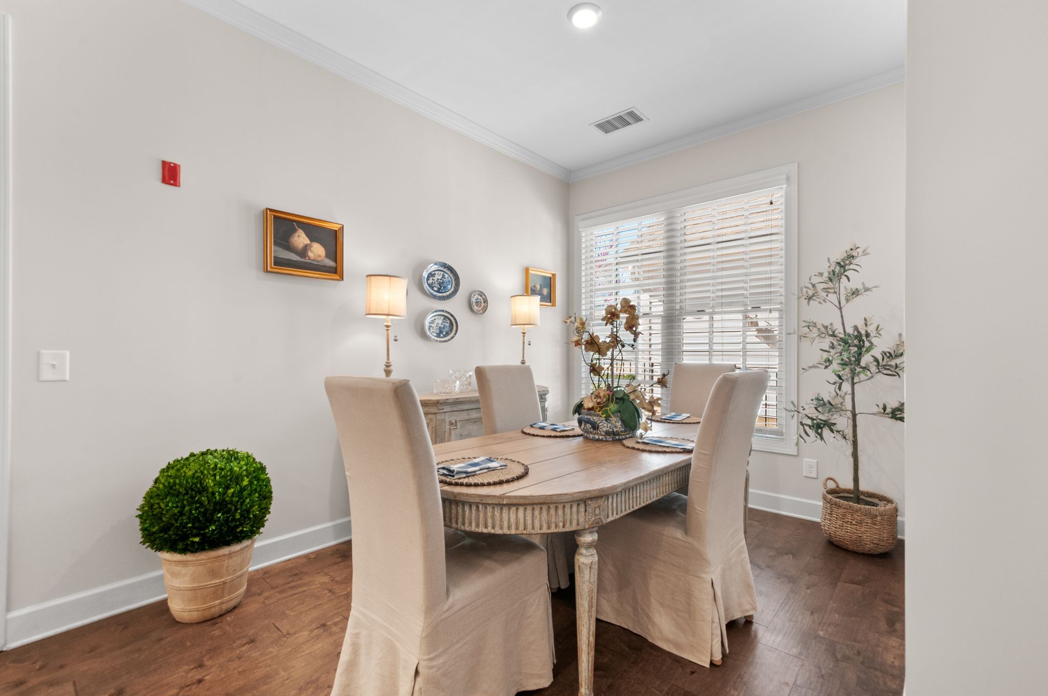 201 Swain Cir Unit: 103