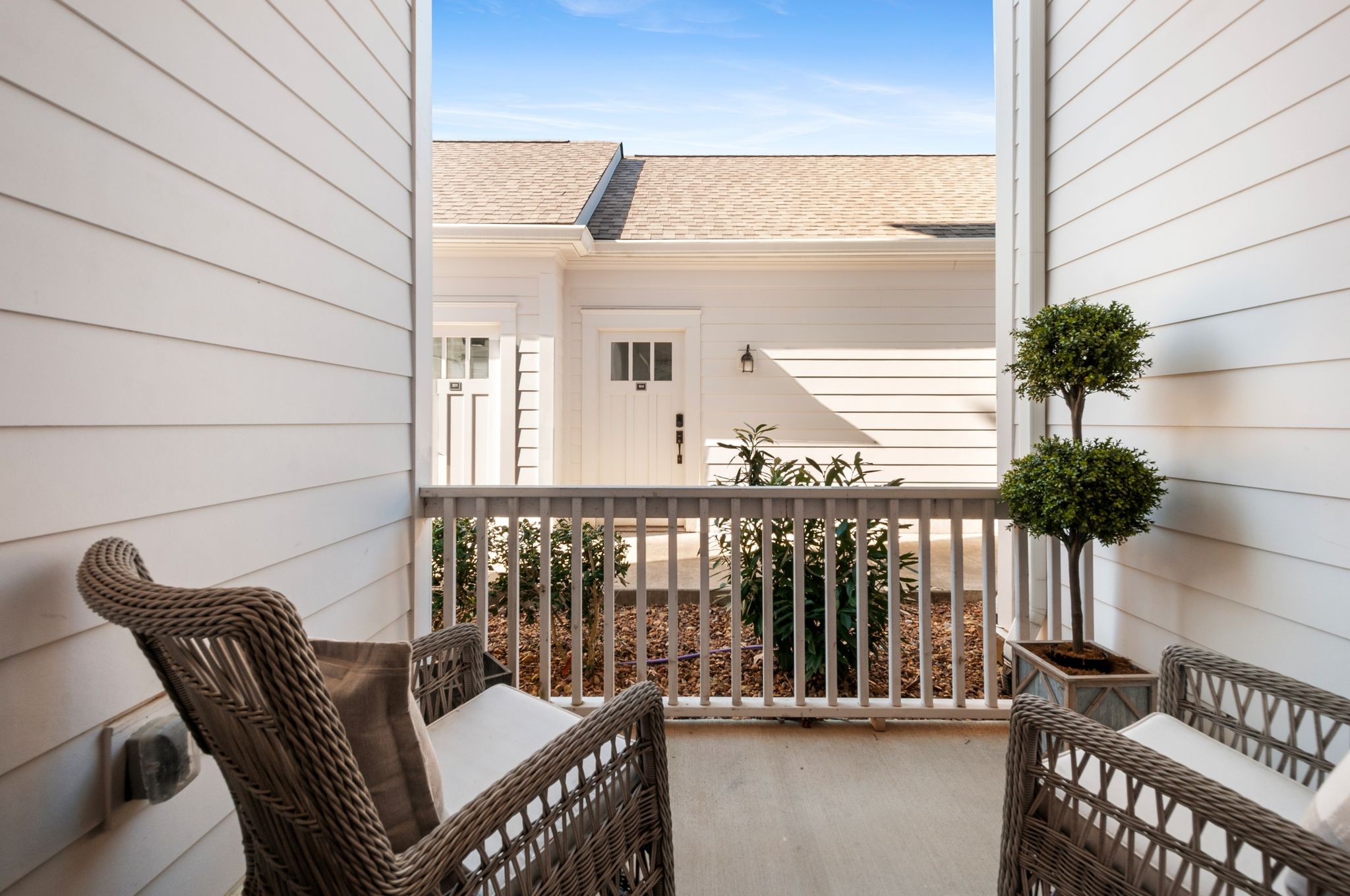 201 Swain Cir Unit: 103