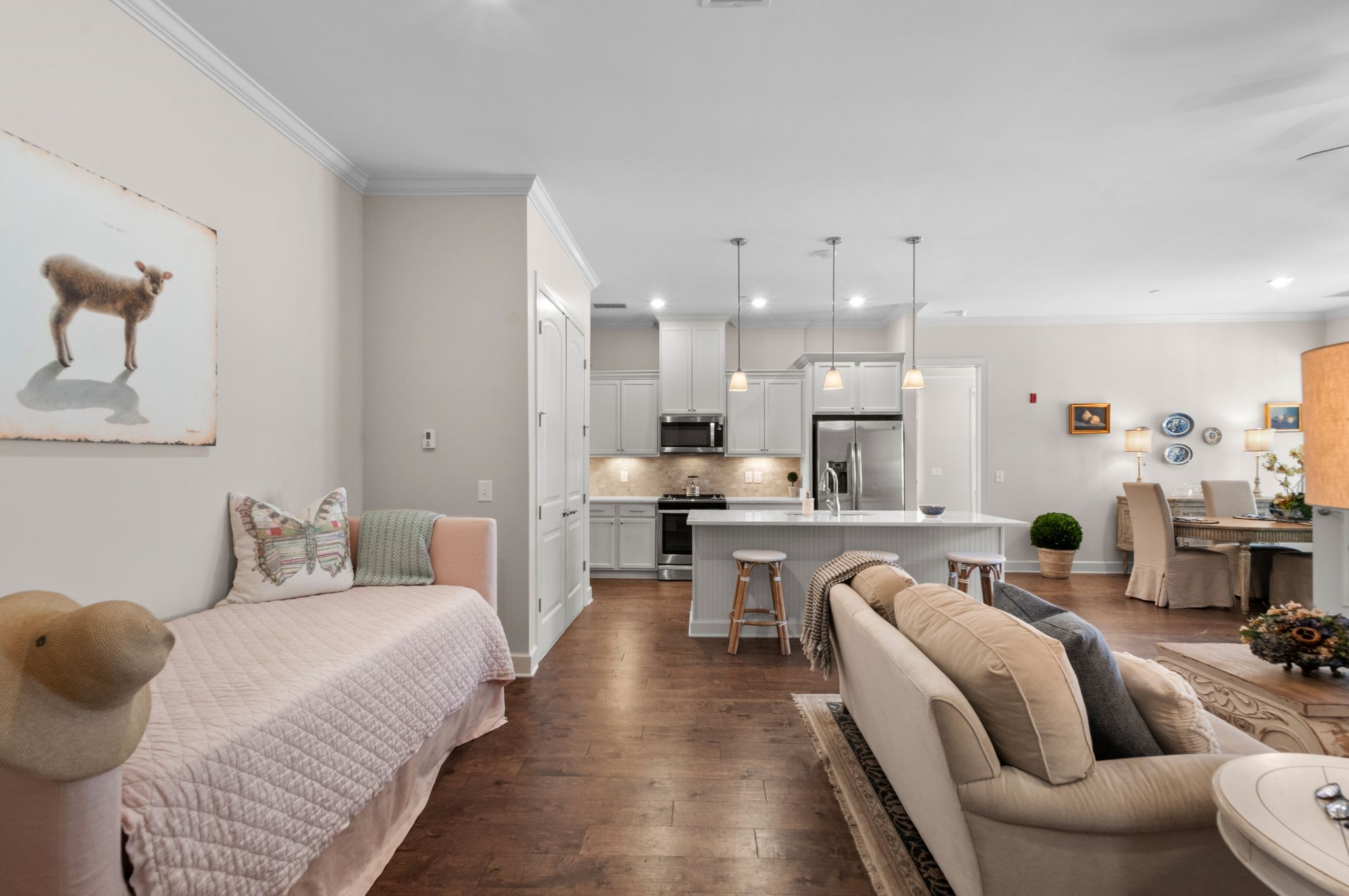 201 Swain Cir Unit: 103