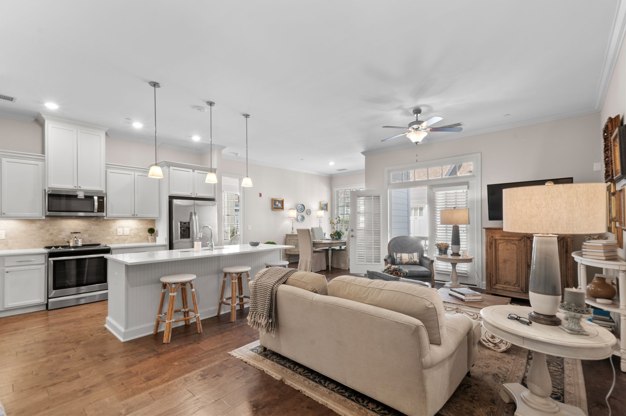 201 Swain Cir Unit: 103