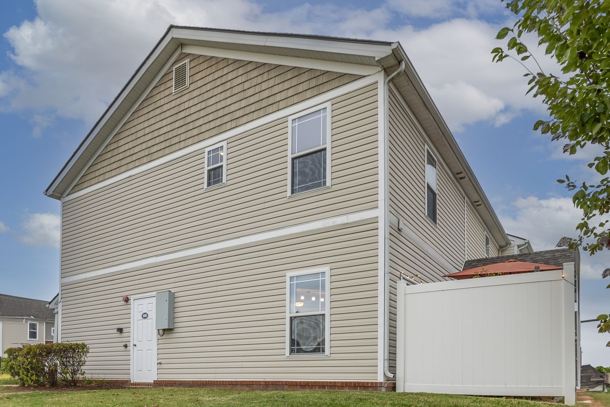 1027 Somerset Springs Dr