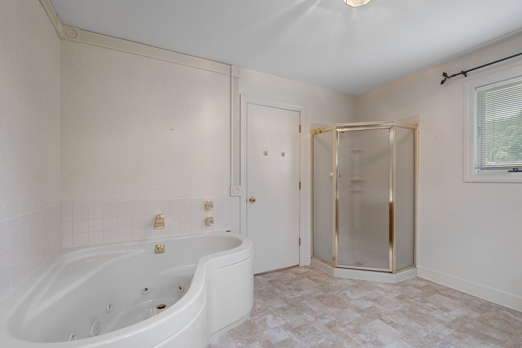 2451 Cabin Hill Rd