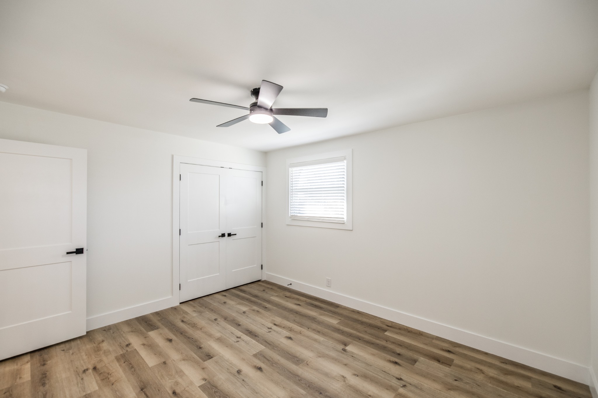 2936 Lyndale Dr