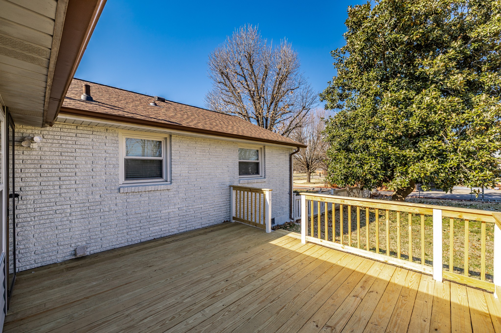 2936 Lyndale Dr
