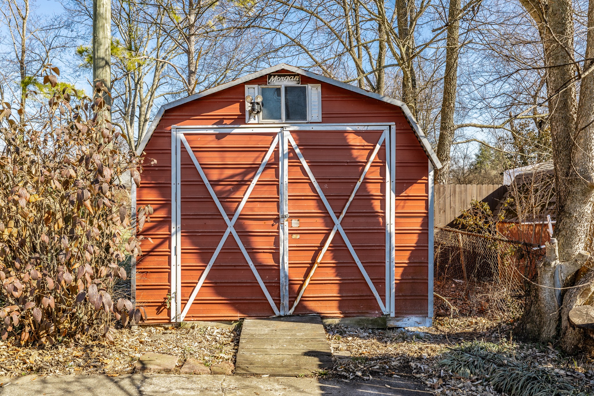 2936 Lyndale Dr
