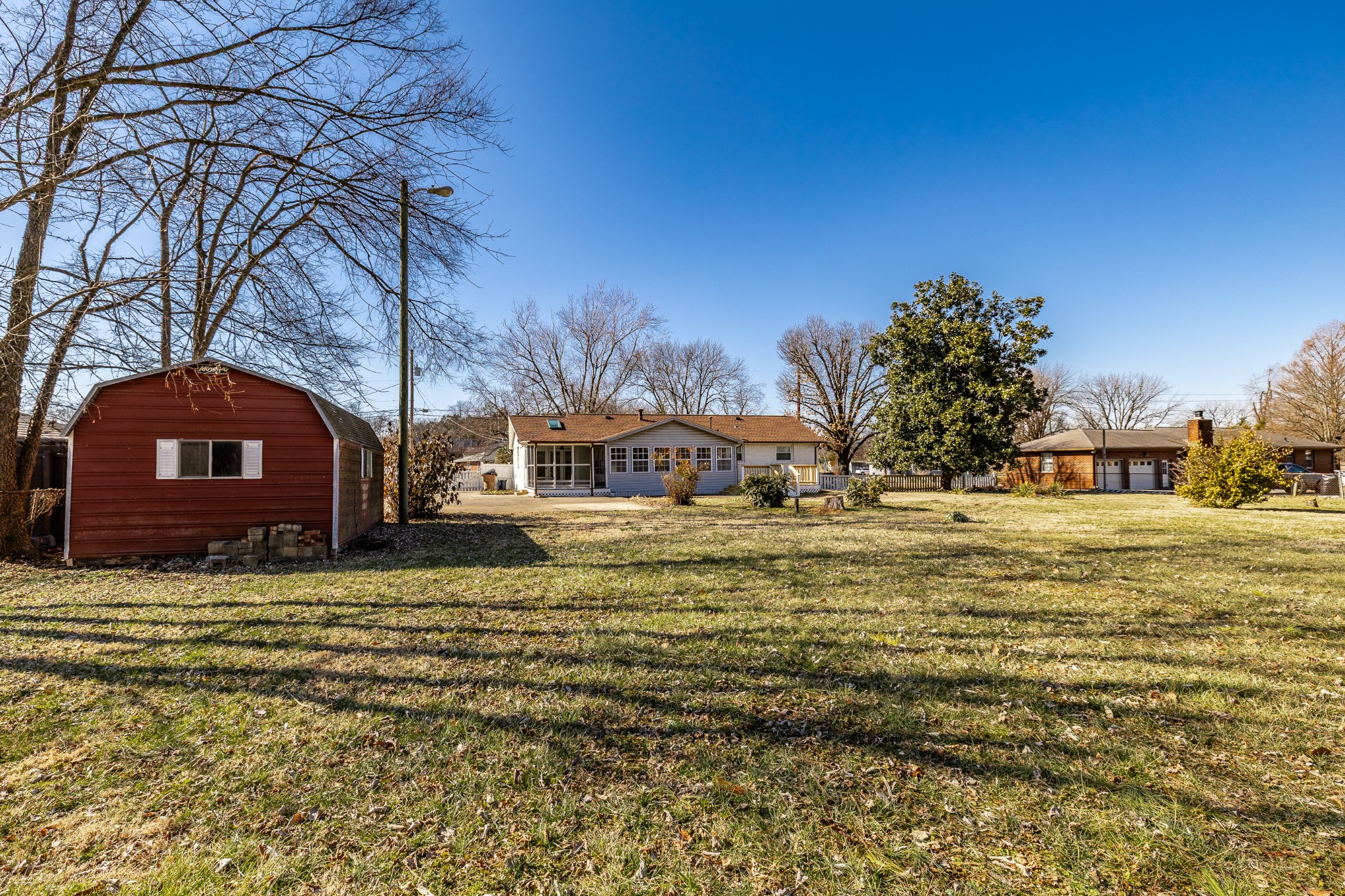 2936 Lyndale Dr
