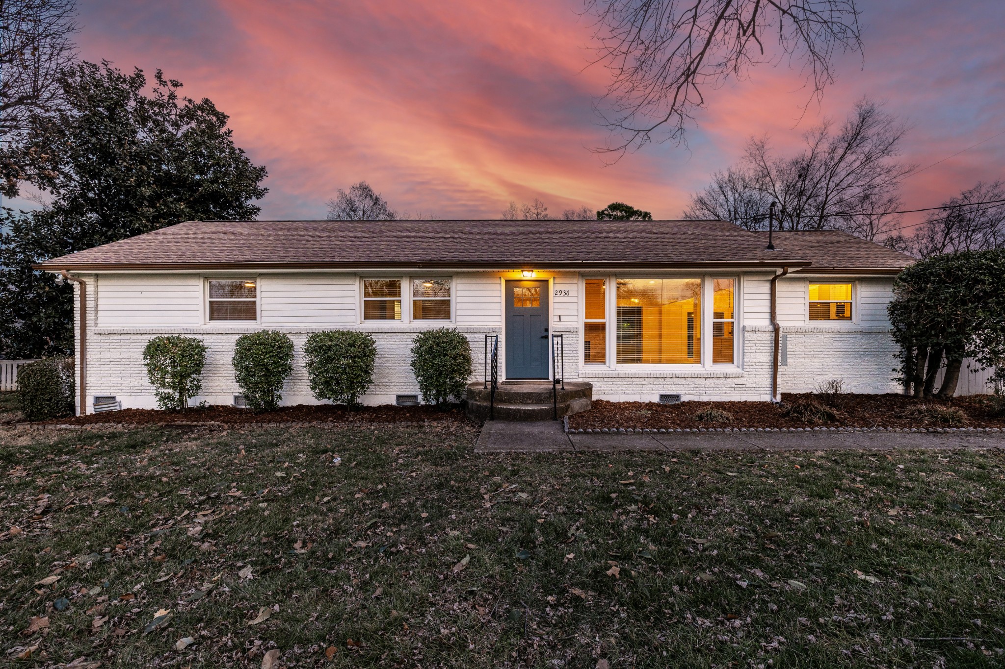 2936 Lyndale Dr