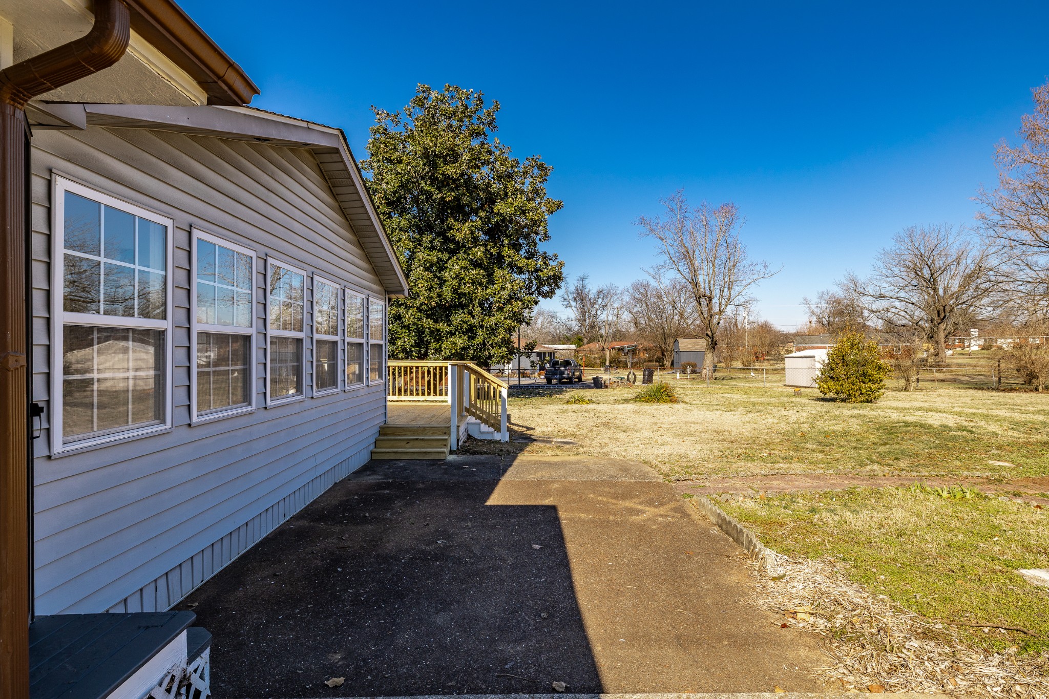 2936 Lyndale Dr
