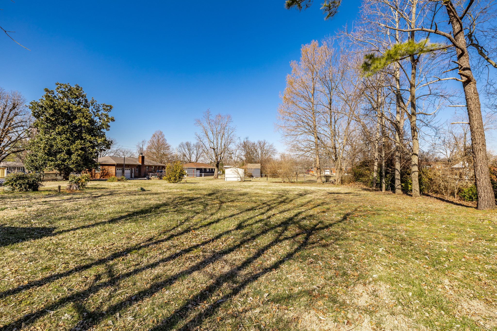 2936 Lyndale Dr
