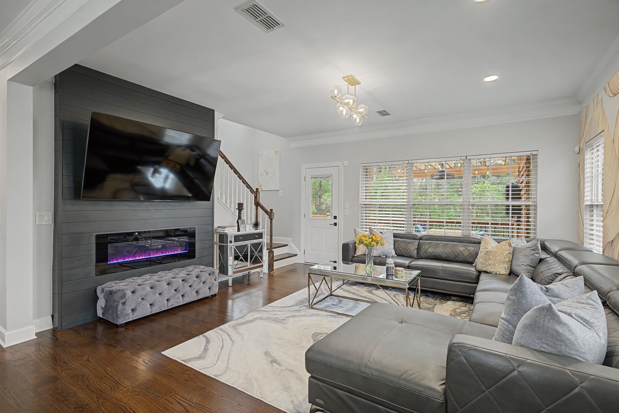 317 Whitman Ct