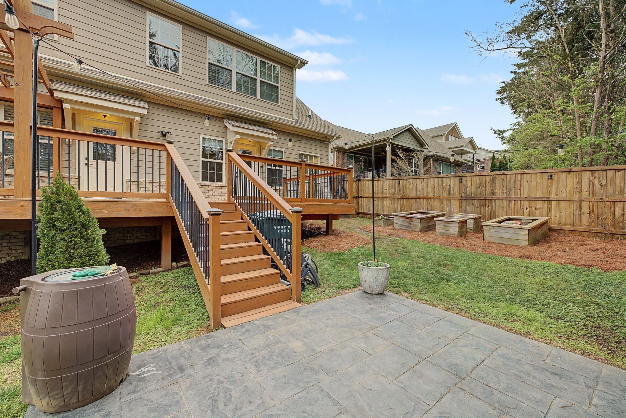 317 Whitman Ct