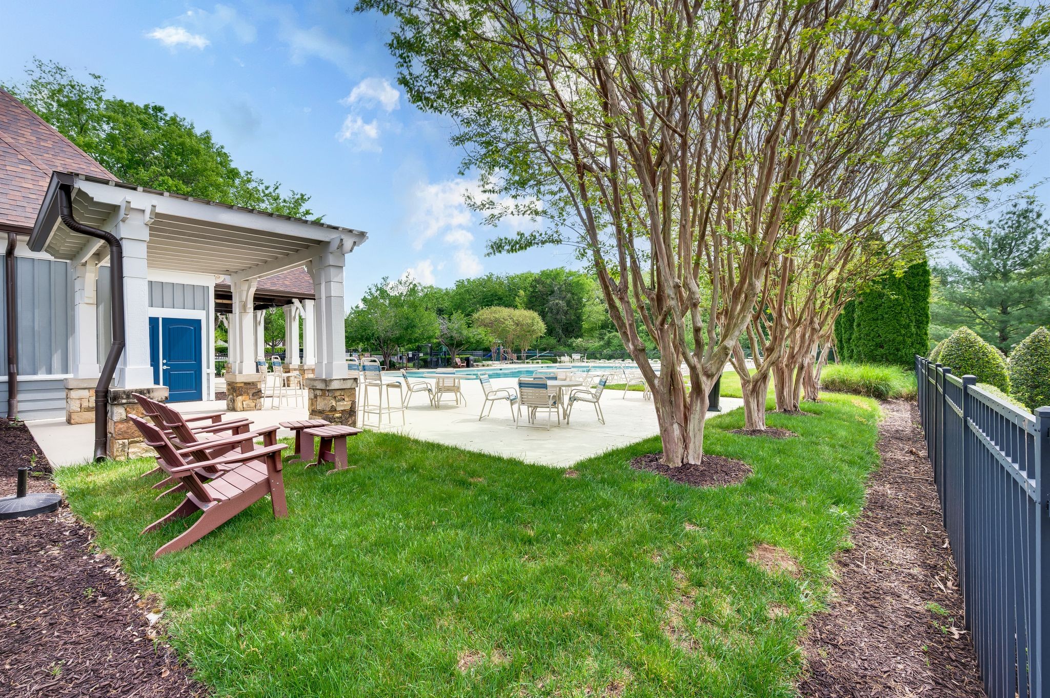 317 Whitman Ct