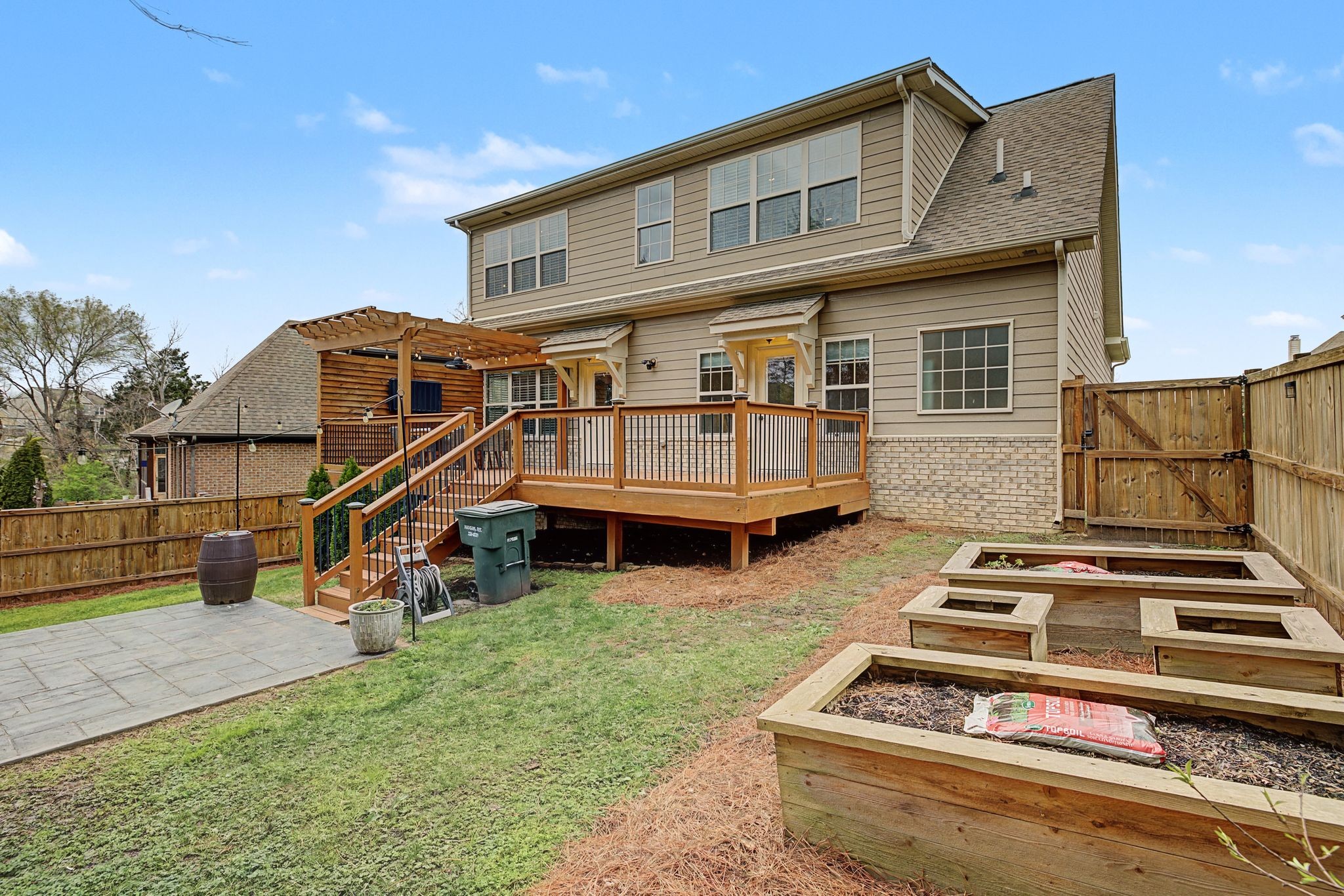 317 Whitman Ct