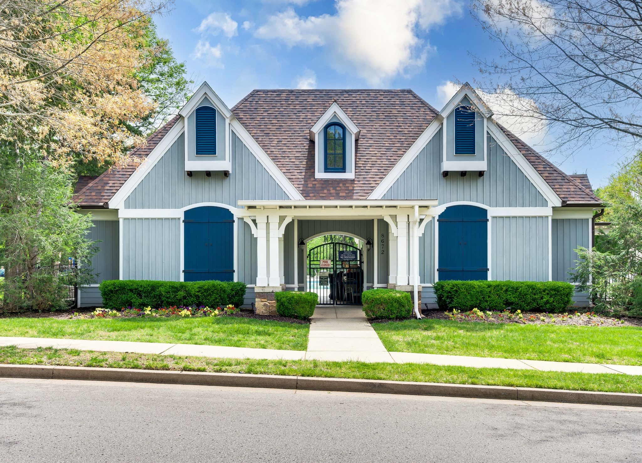 317 Whitman Ct