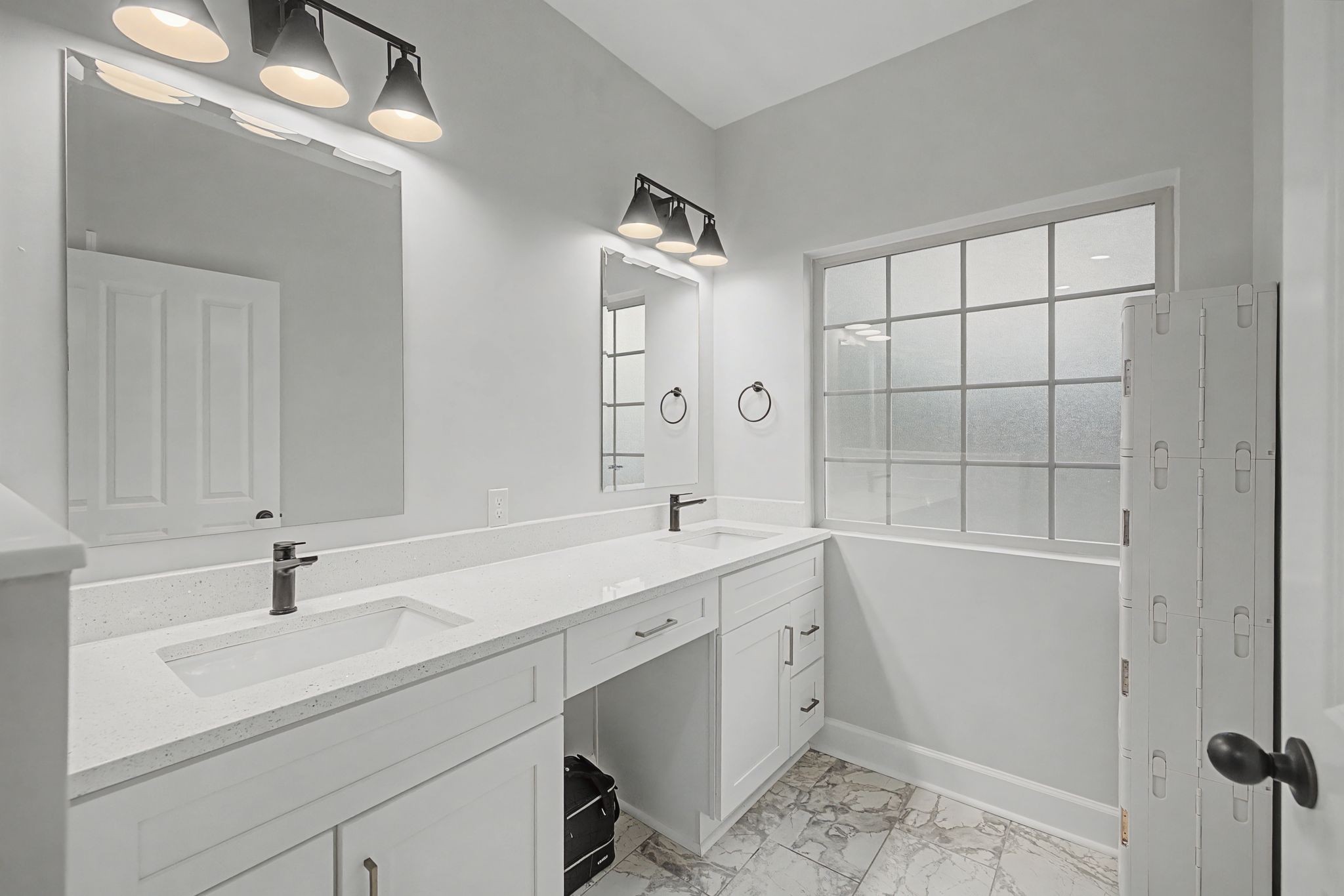 317 Whitman Ct