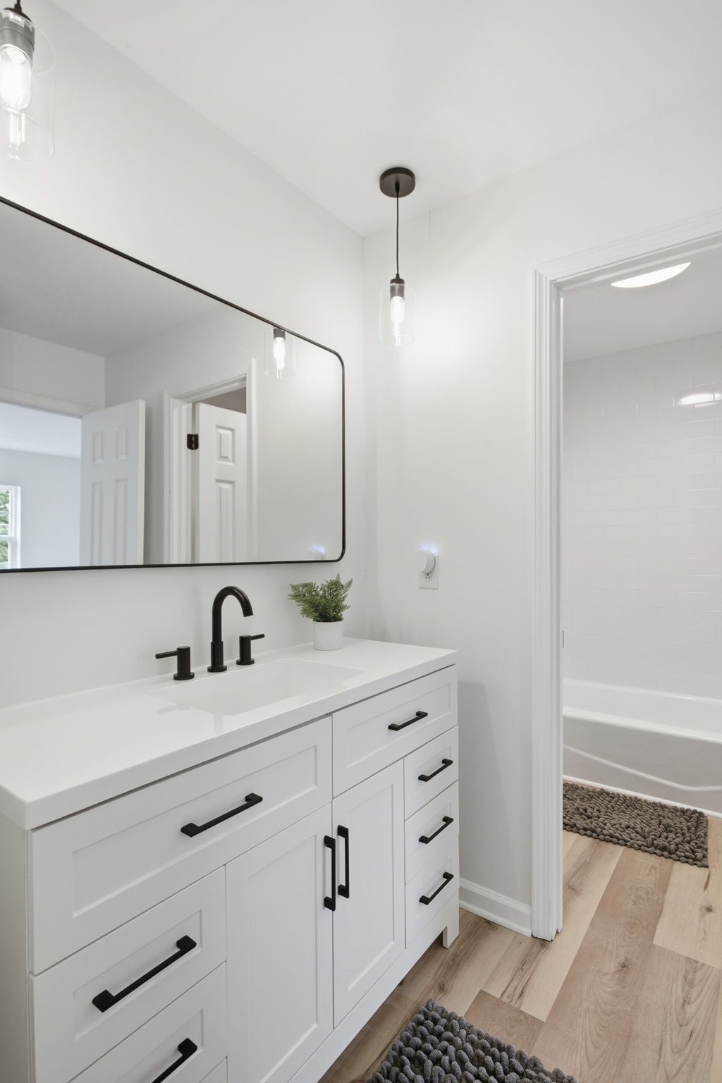1058 Todd Preis Dr