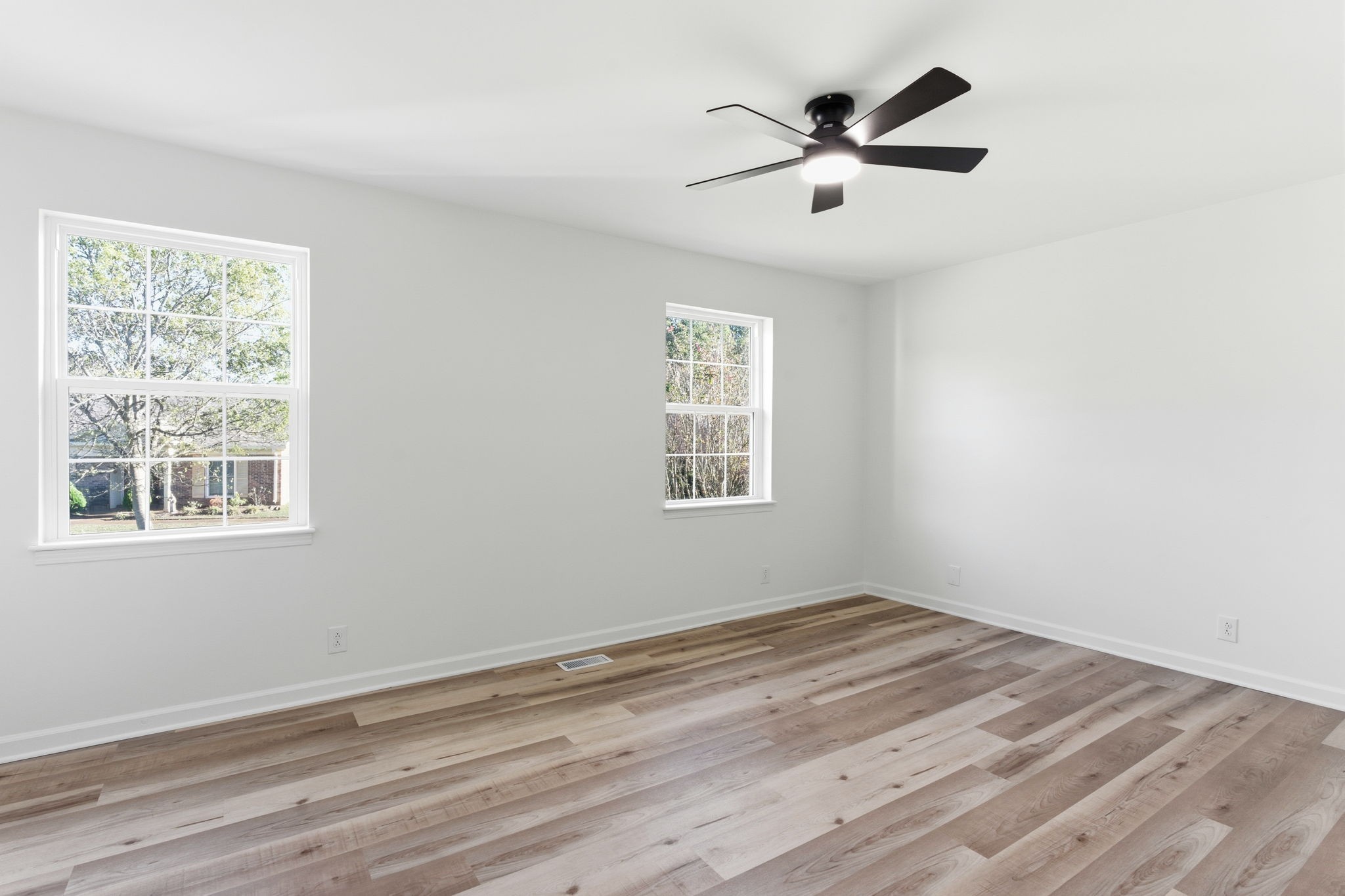 1058 Todd Preis Dr
