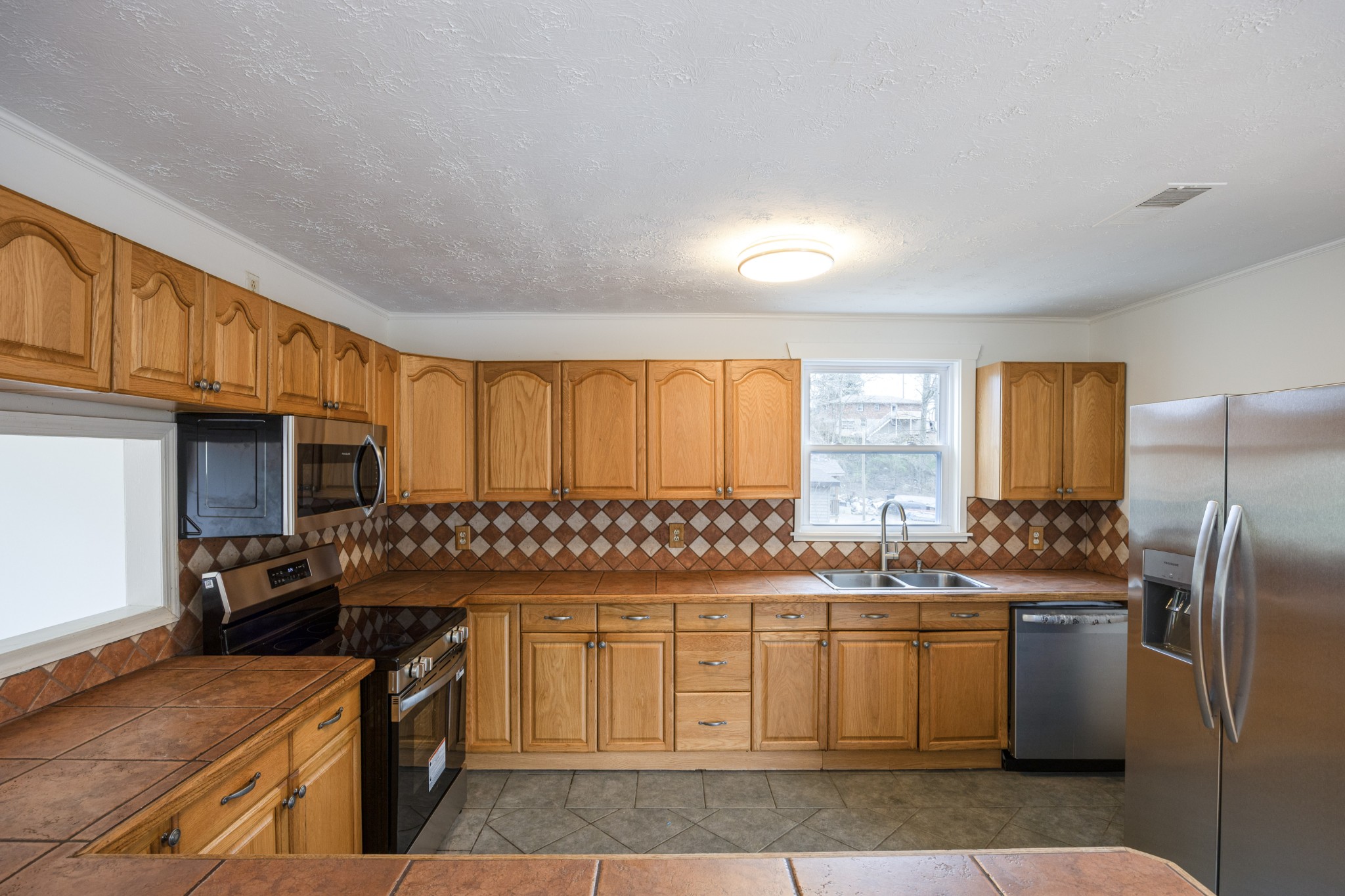 75 Dallas Dr
