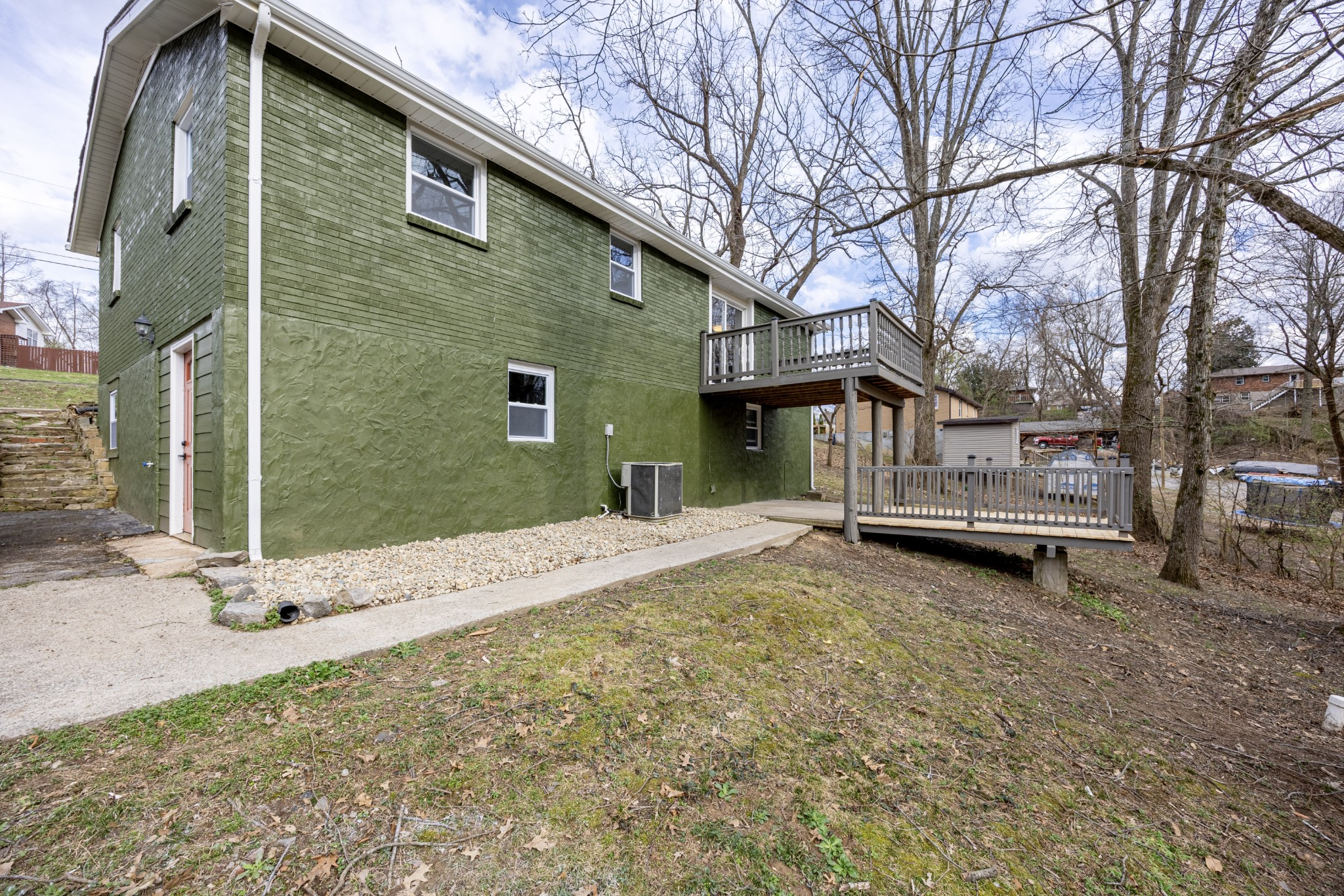75 Dallas Dr
