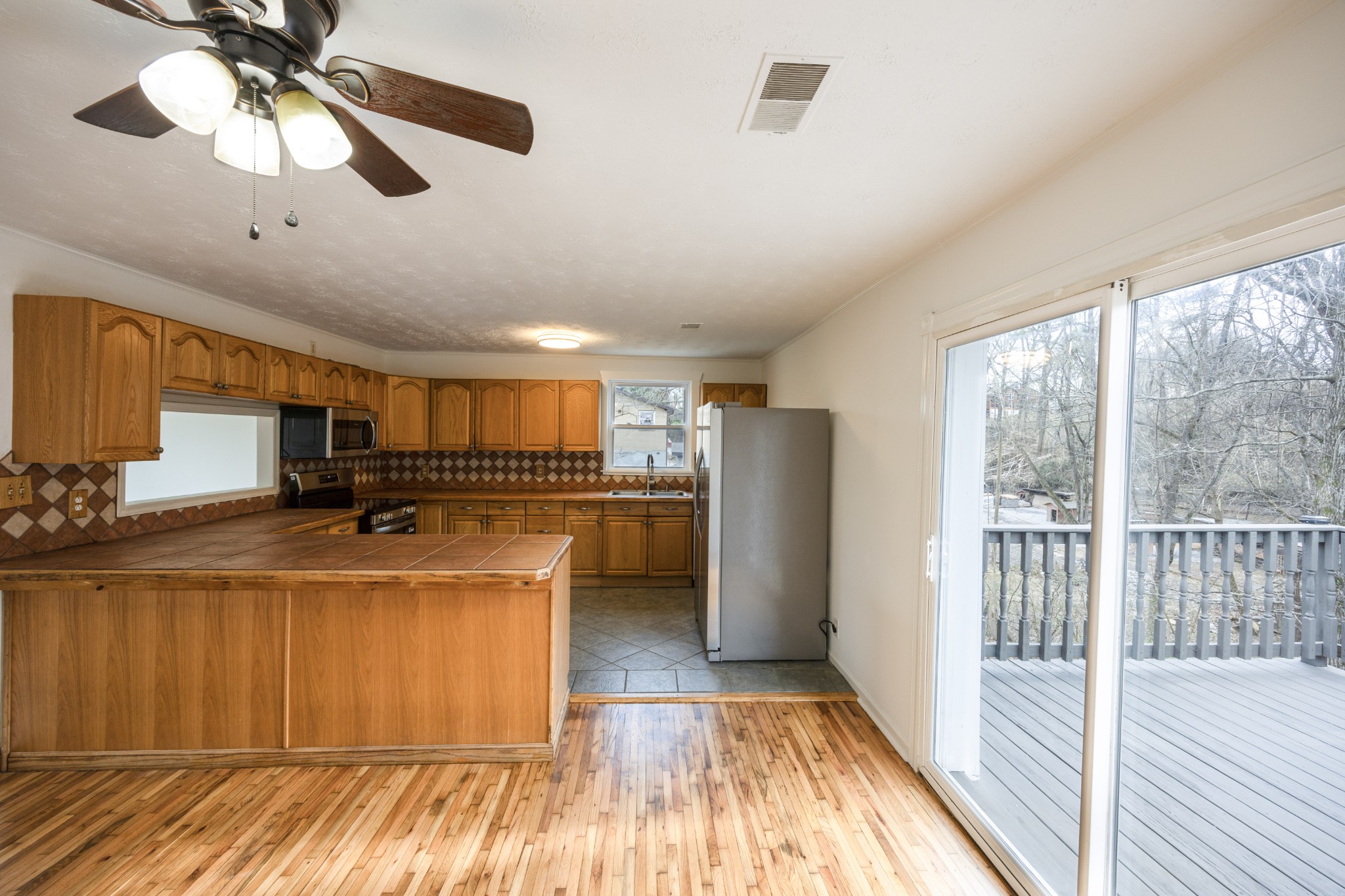 75 Dallas Dr