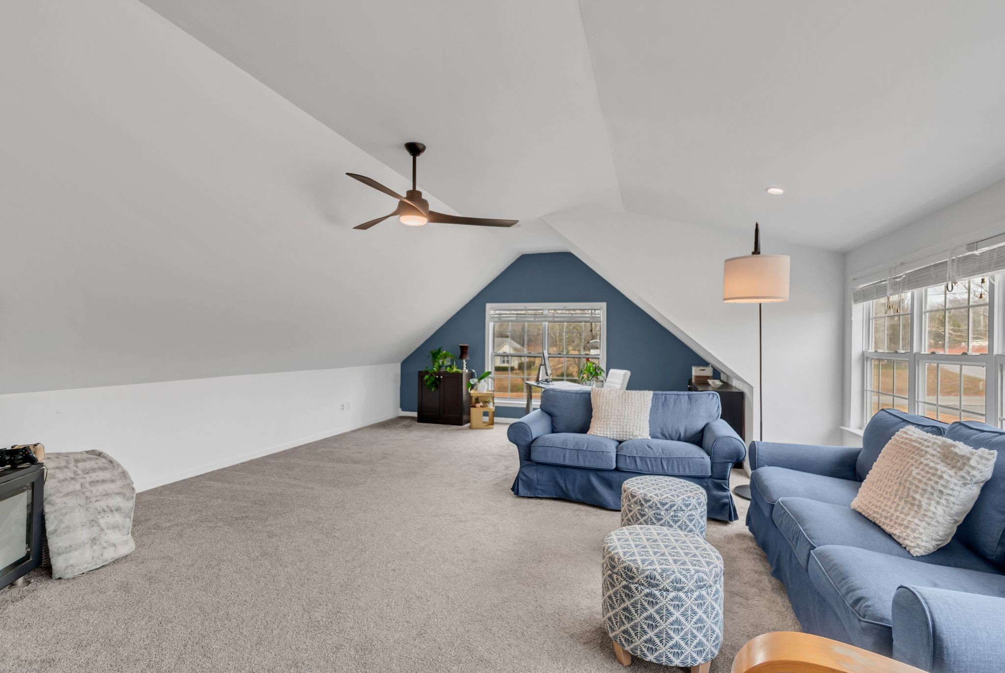 1960 Lasea Rd