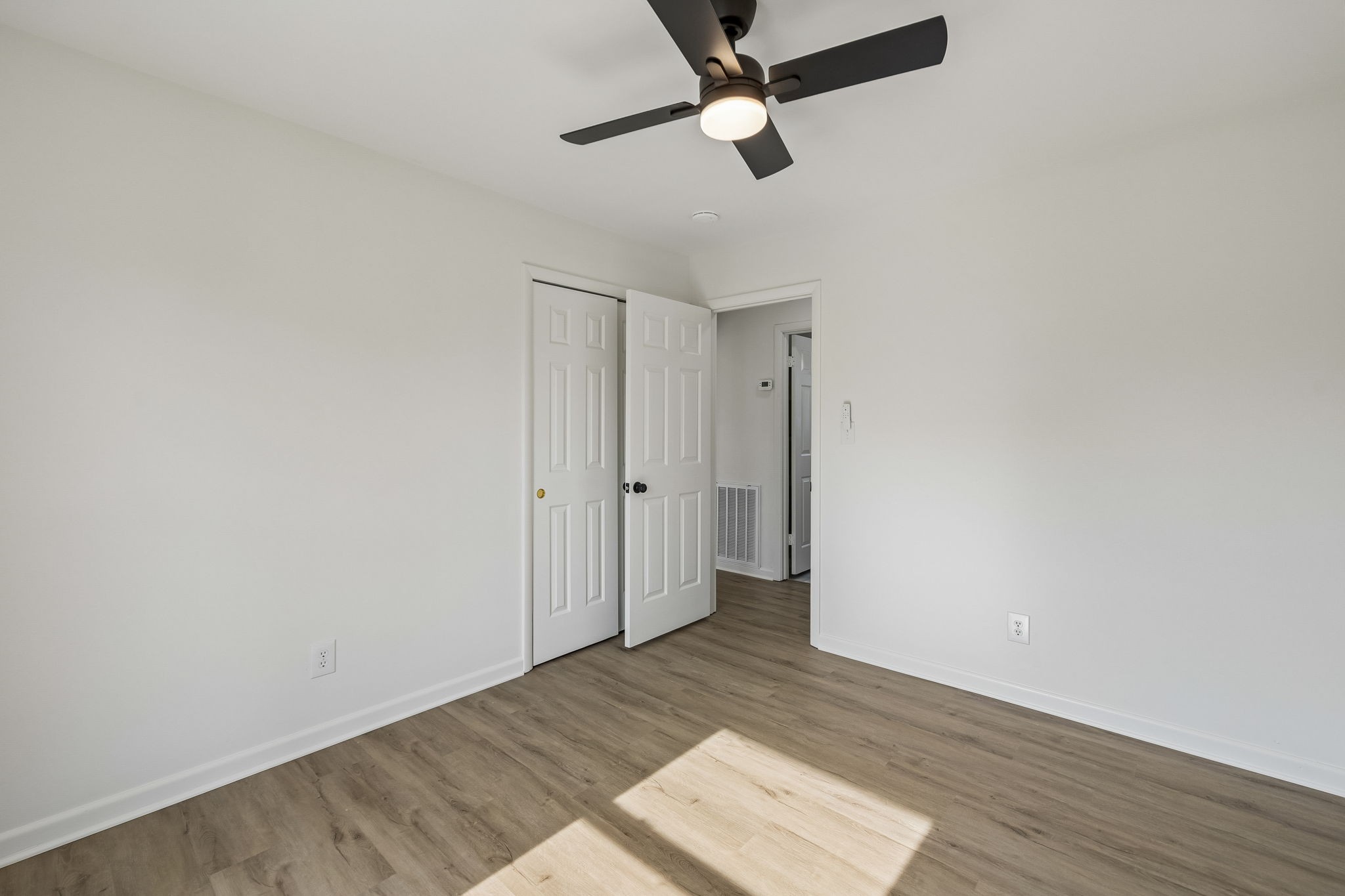 6009 Hays Dr