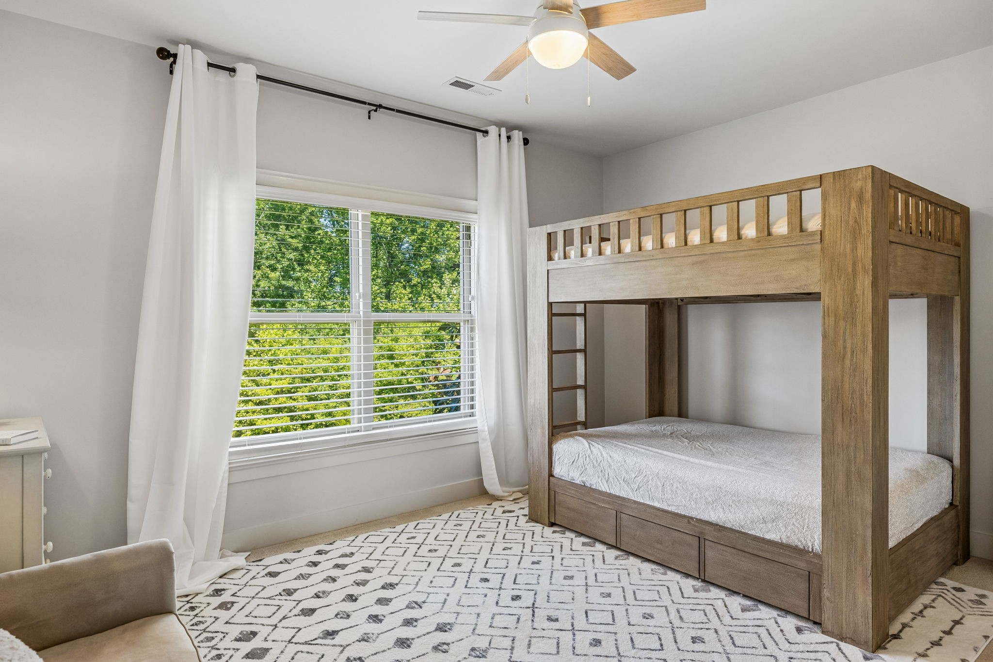 3452 Stagecoach Dr