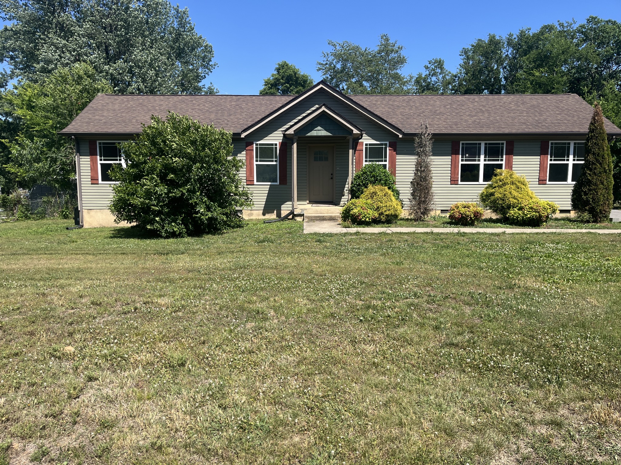 5833 Seminary Rd