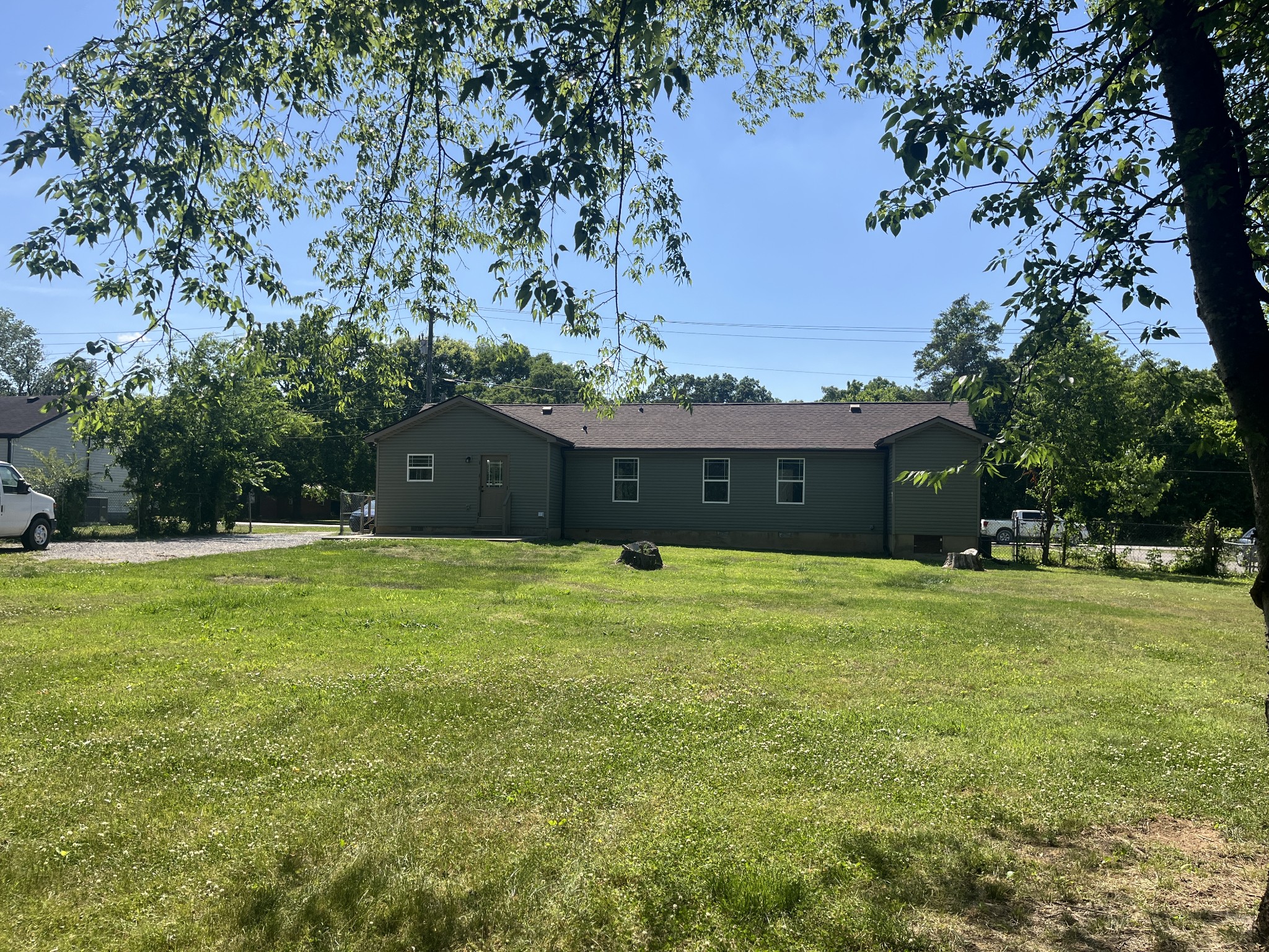 5833 Seminary Rd